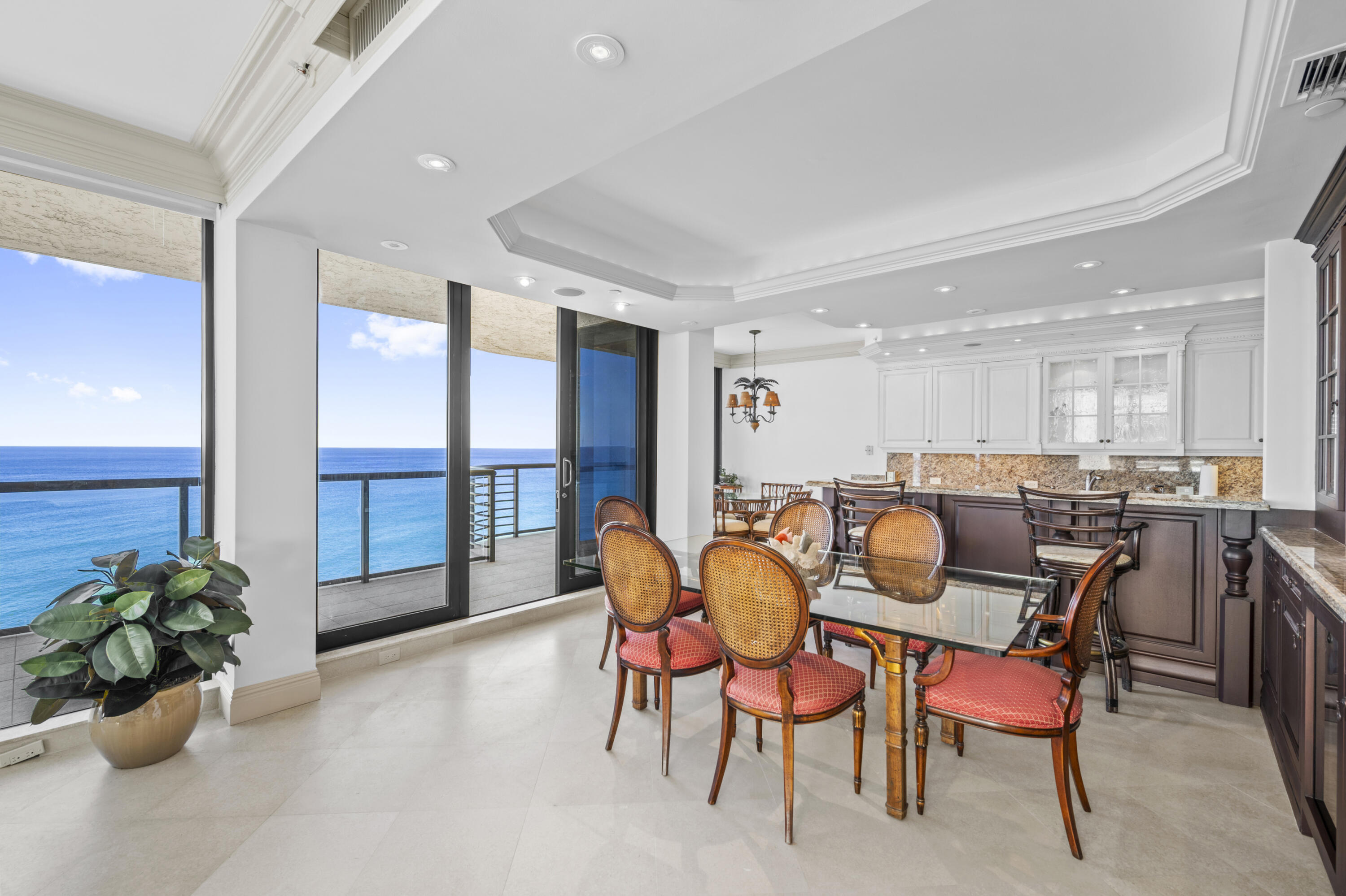 VILLA MAGNA CONDO - Residential
