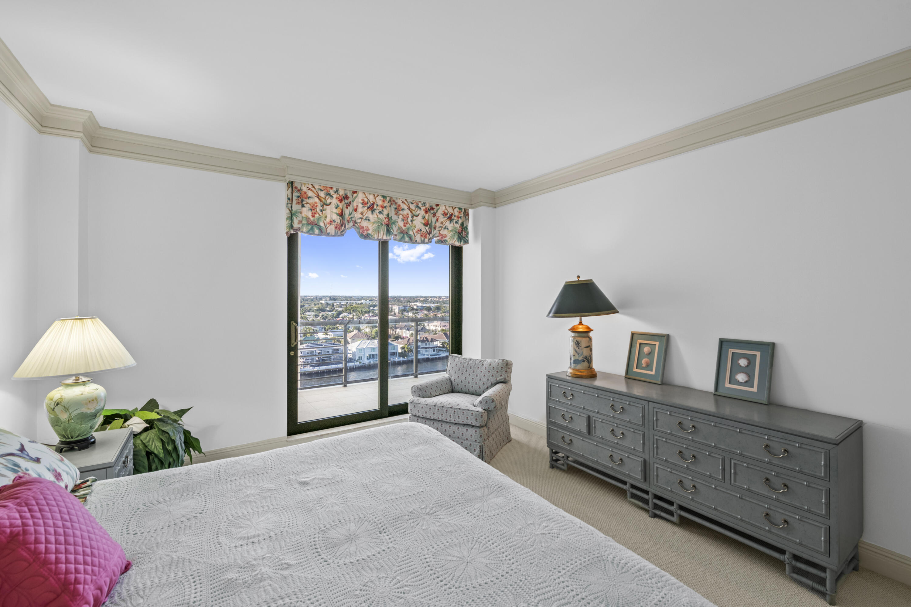 VILLA MAGNA CONDO - Residential