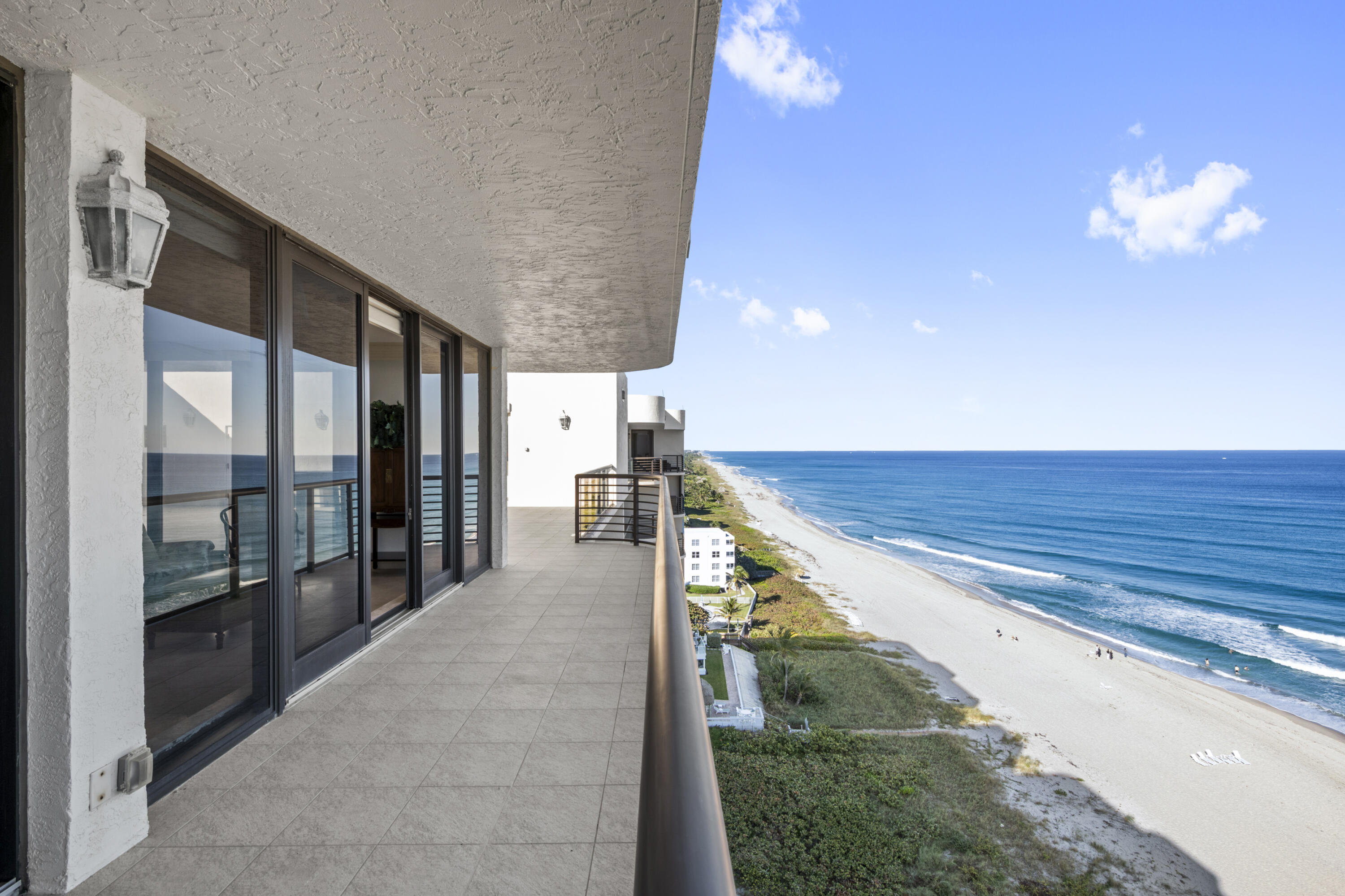 VILLA MAGNA CONDO - Residential
