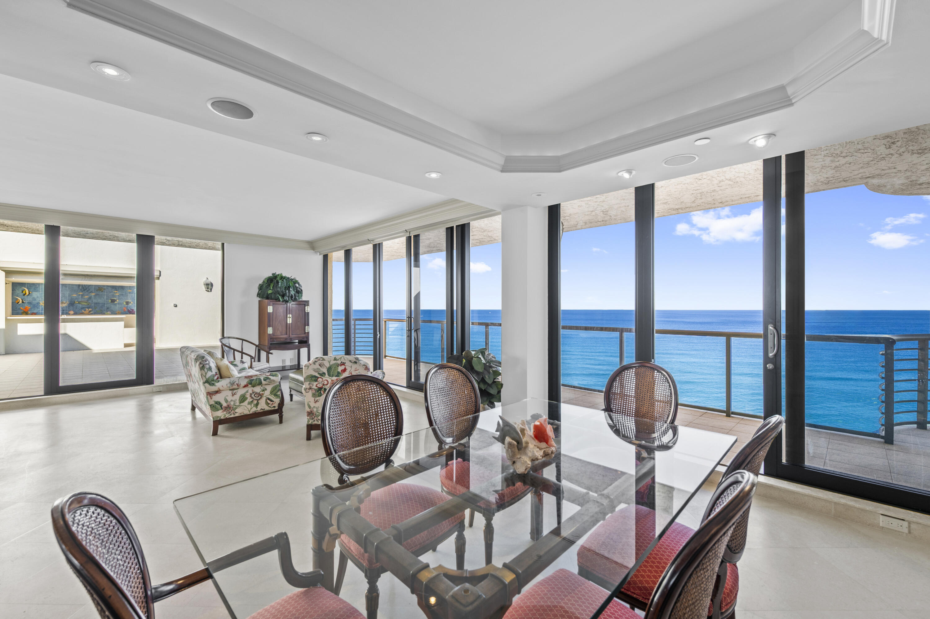 VILLA MAGNA CONDO - Residential