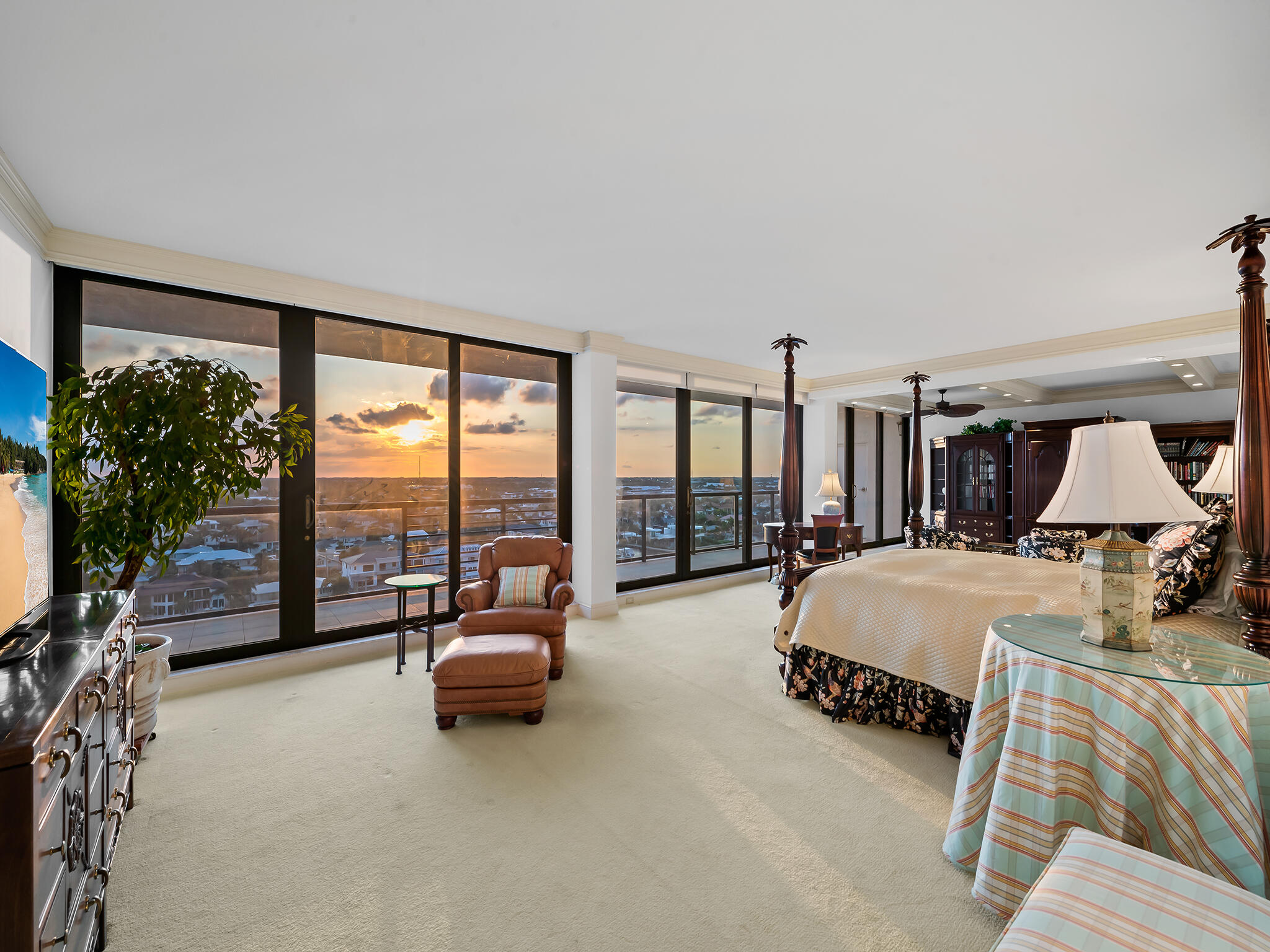 VILLA MAGNA CONDO - Residential