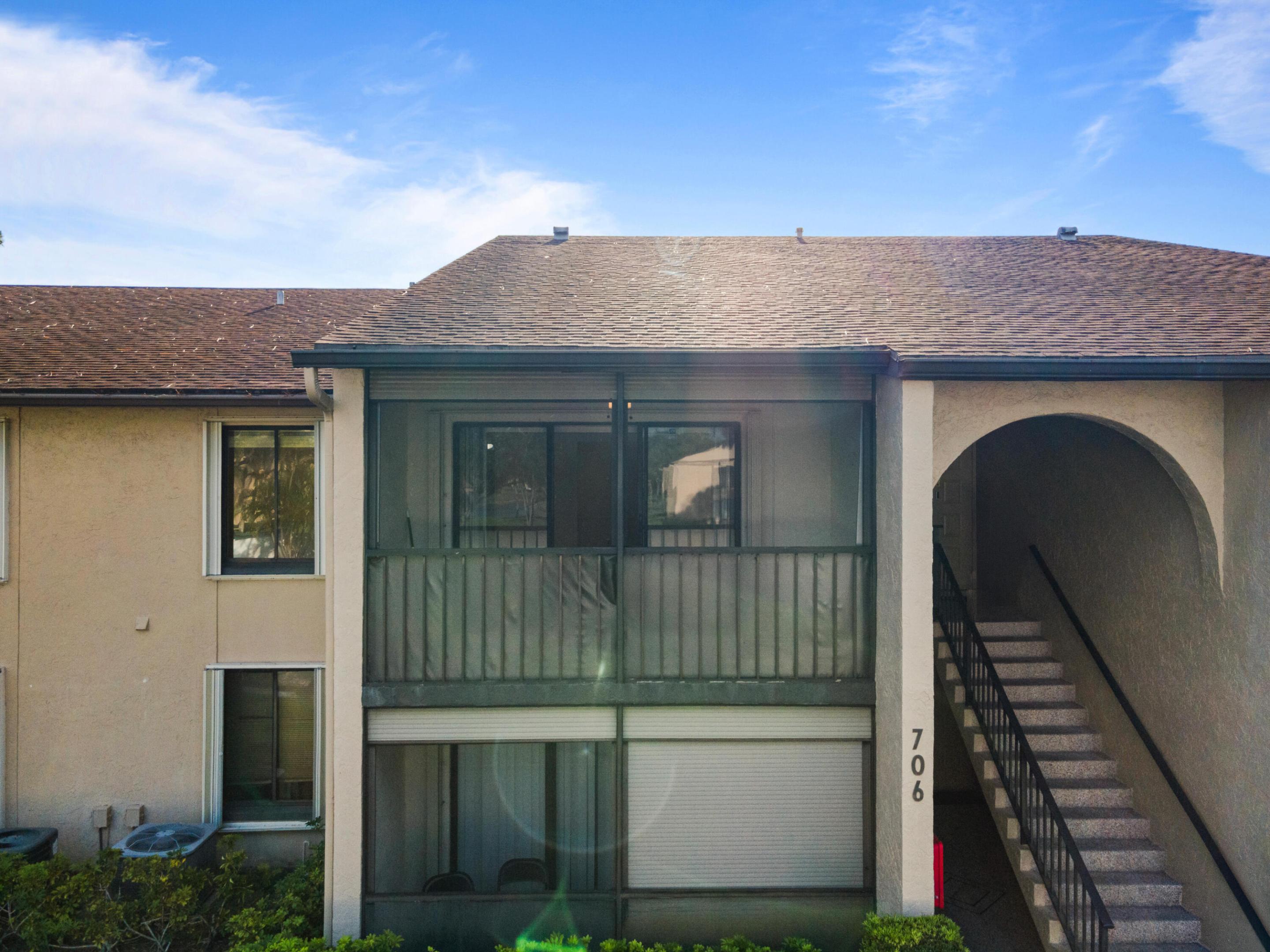 PINE RIDGE NORTH VILLAGE III CONDO - Residential
