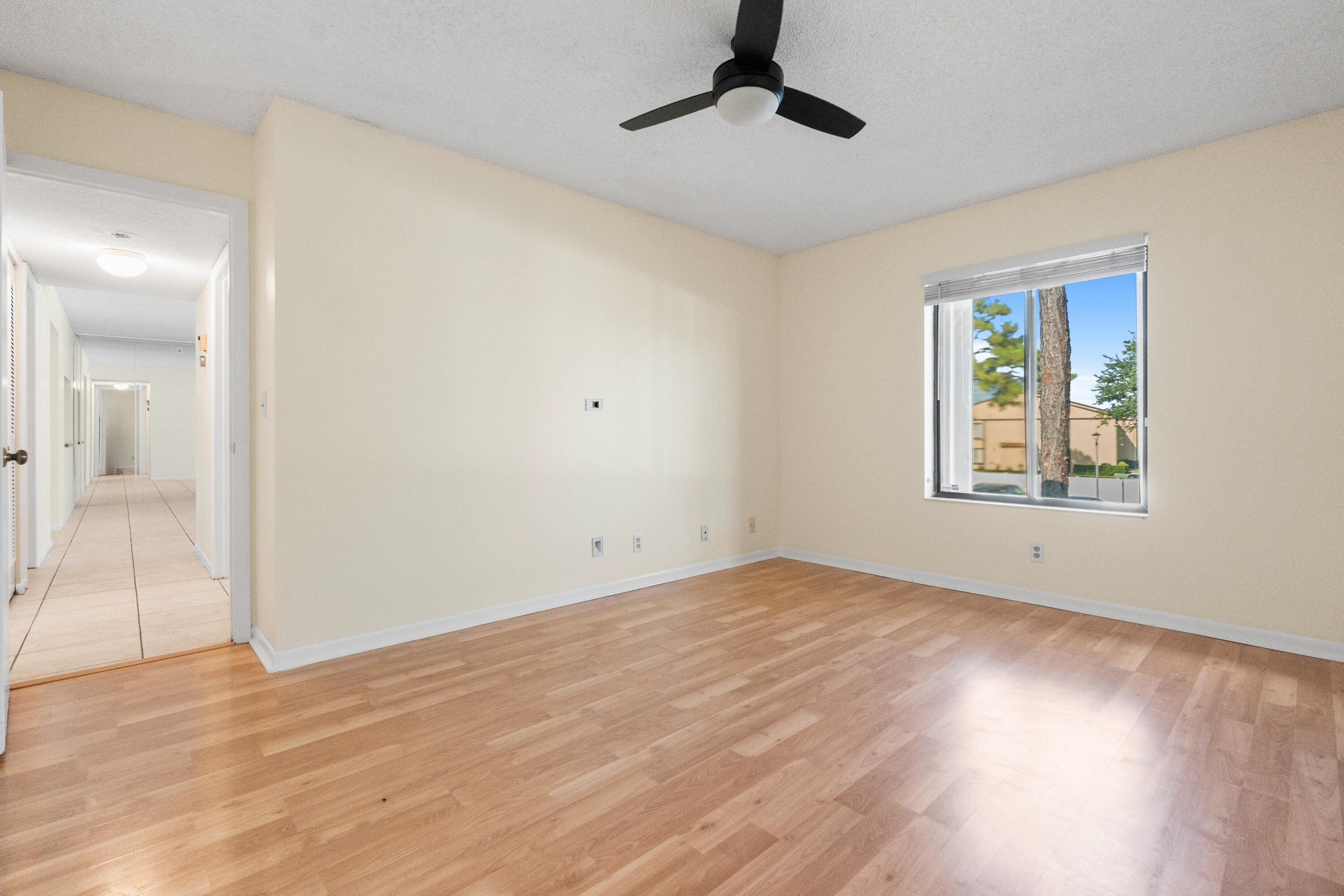 PINE RIDGE NORTH VILLAGE III CONDO - Residential