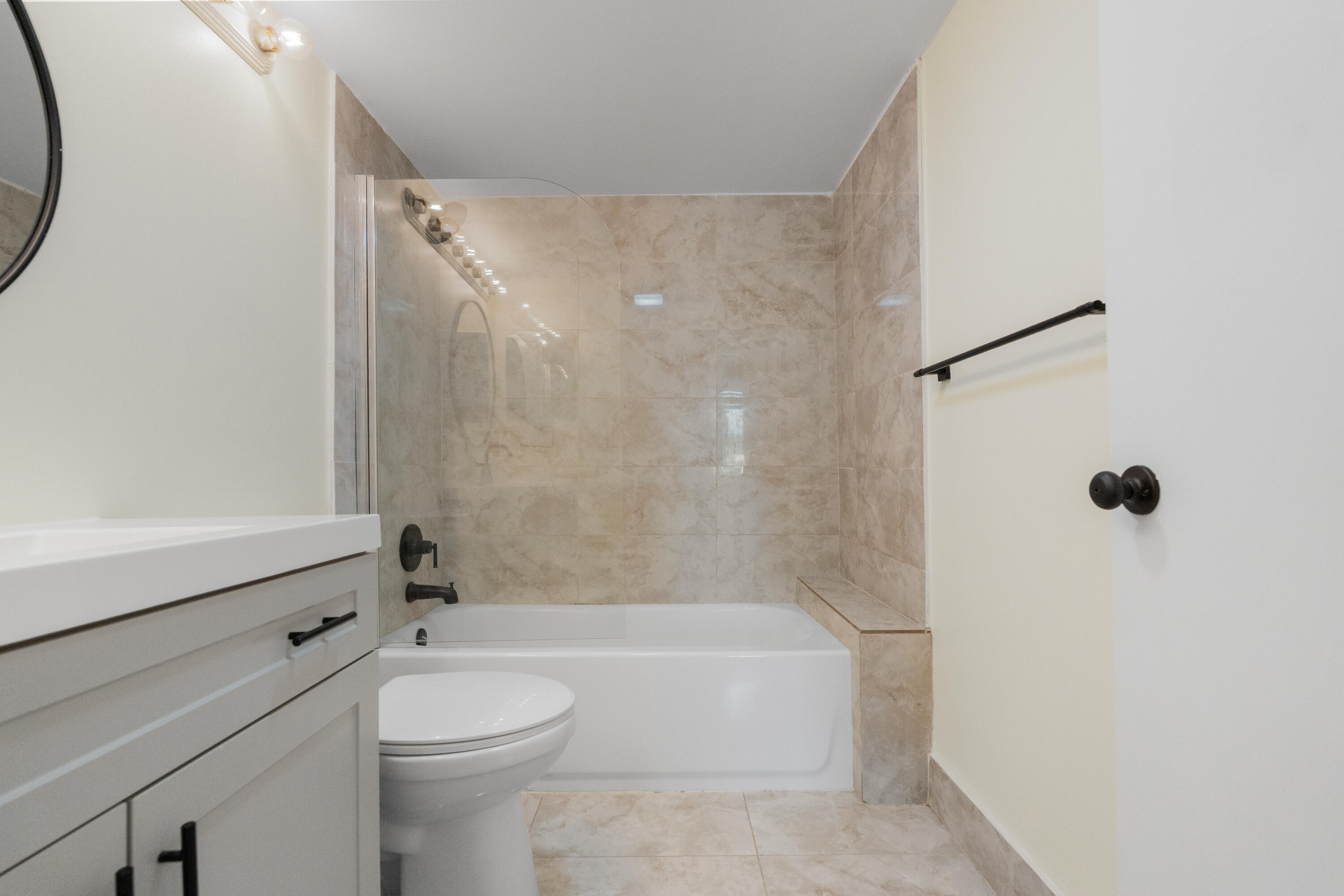 PINE RIDGE NORTH VILLAGE III CONDO - Residential