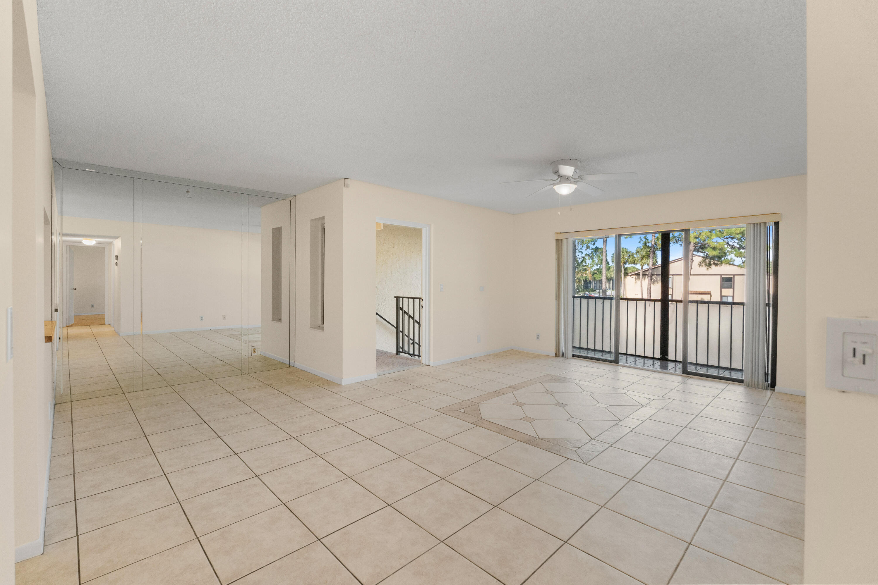 PINE RIDGE NORTH VILLAGE III CONDO - Residential