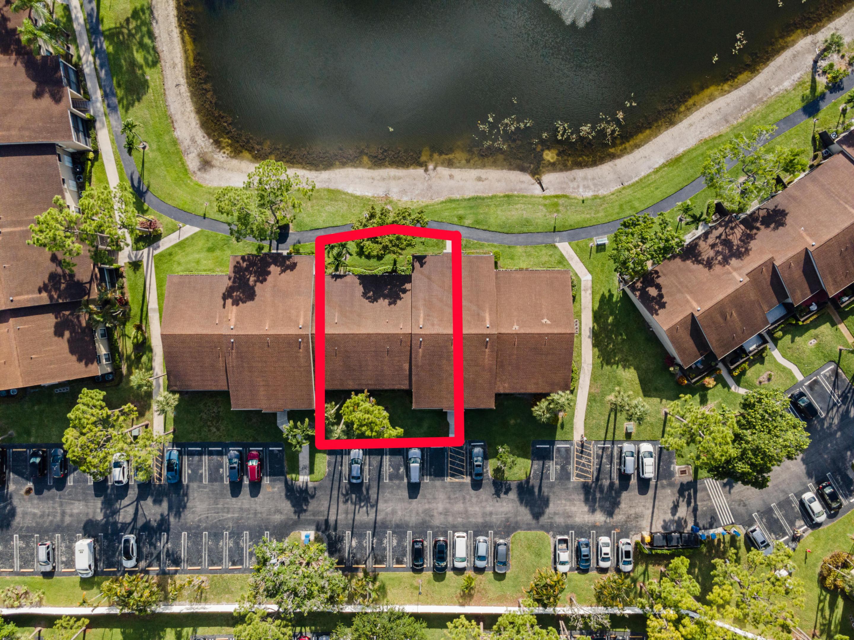 PINE RIDGE NORTH VILLAGE III CONDO - Residential