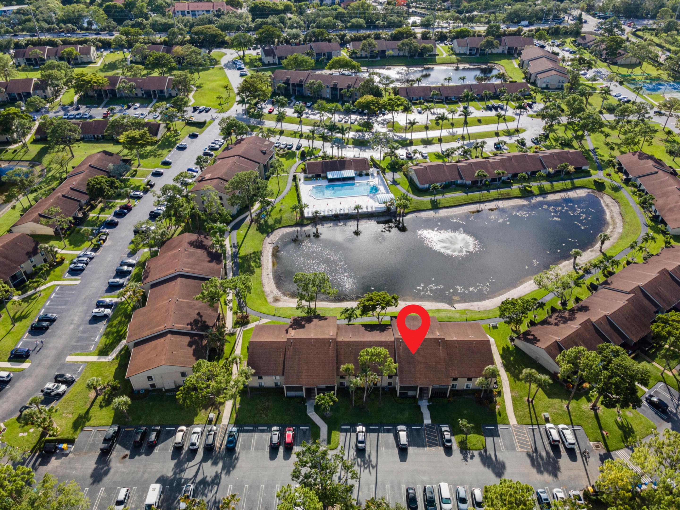 PINE RIDGE NORTH VILLAGE III CONDO - Residential