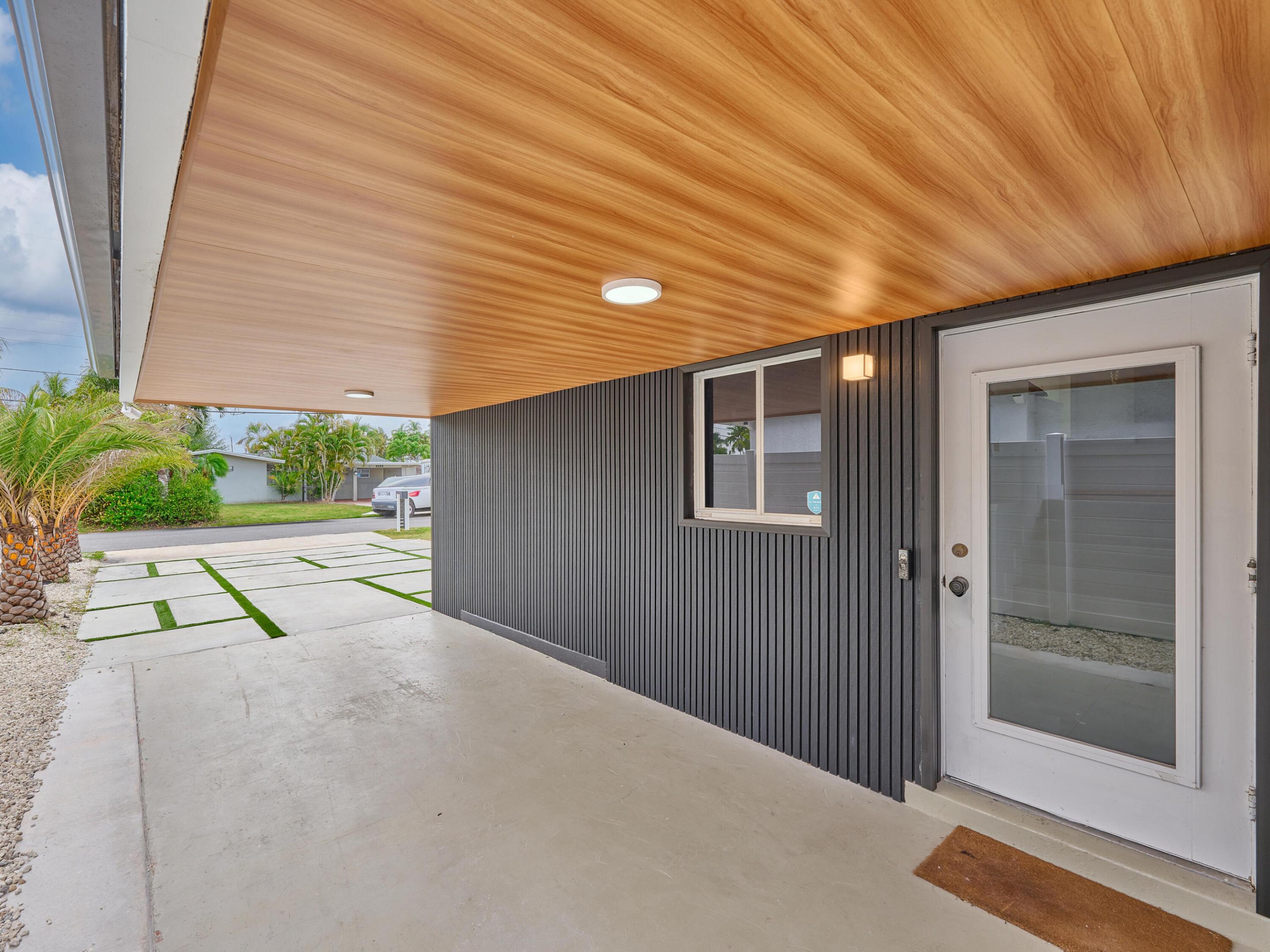 LAUDERDALE ISLES NO 2-BLK 6 - Residential