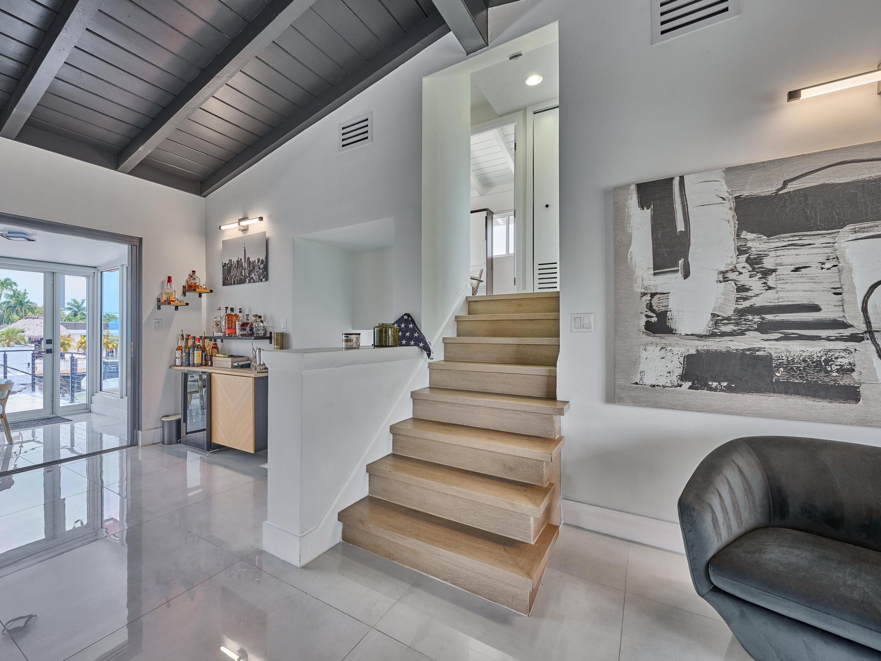 LAUDERDALE ISLES NO 2-BLK 6 - Residential