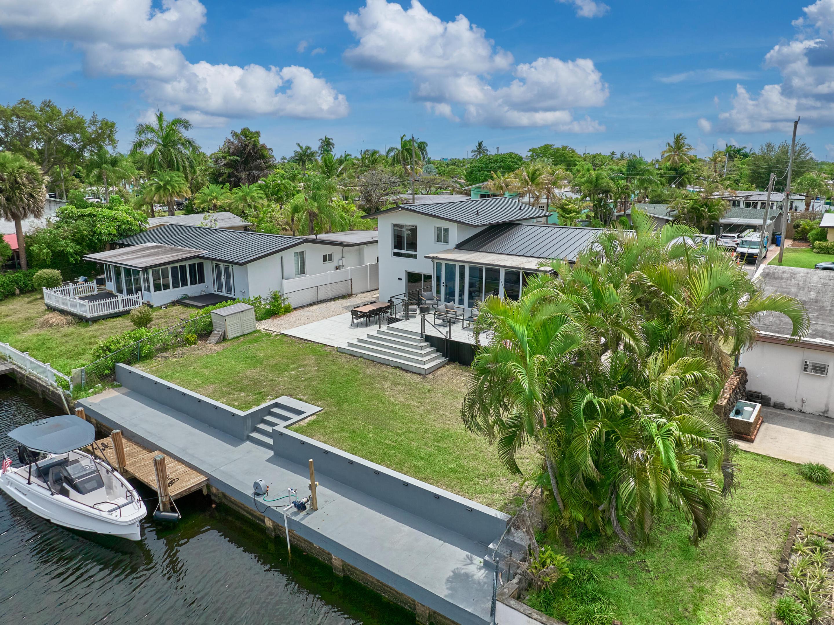 LAUDERDALE ISLES NO 2-BLK 6 - Residential