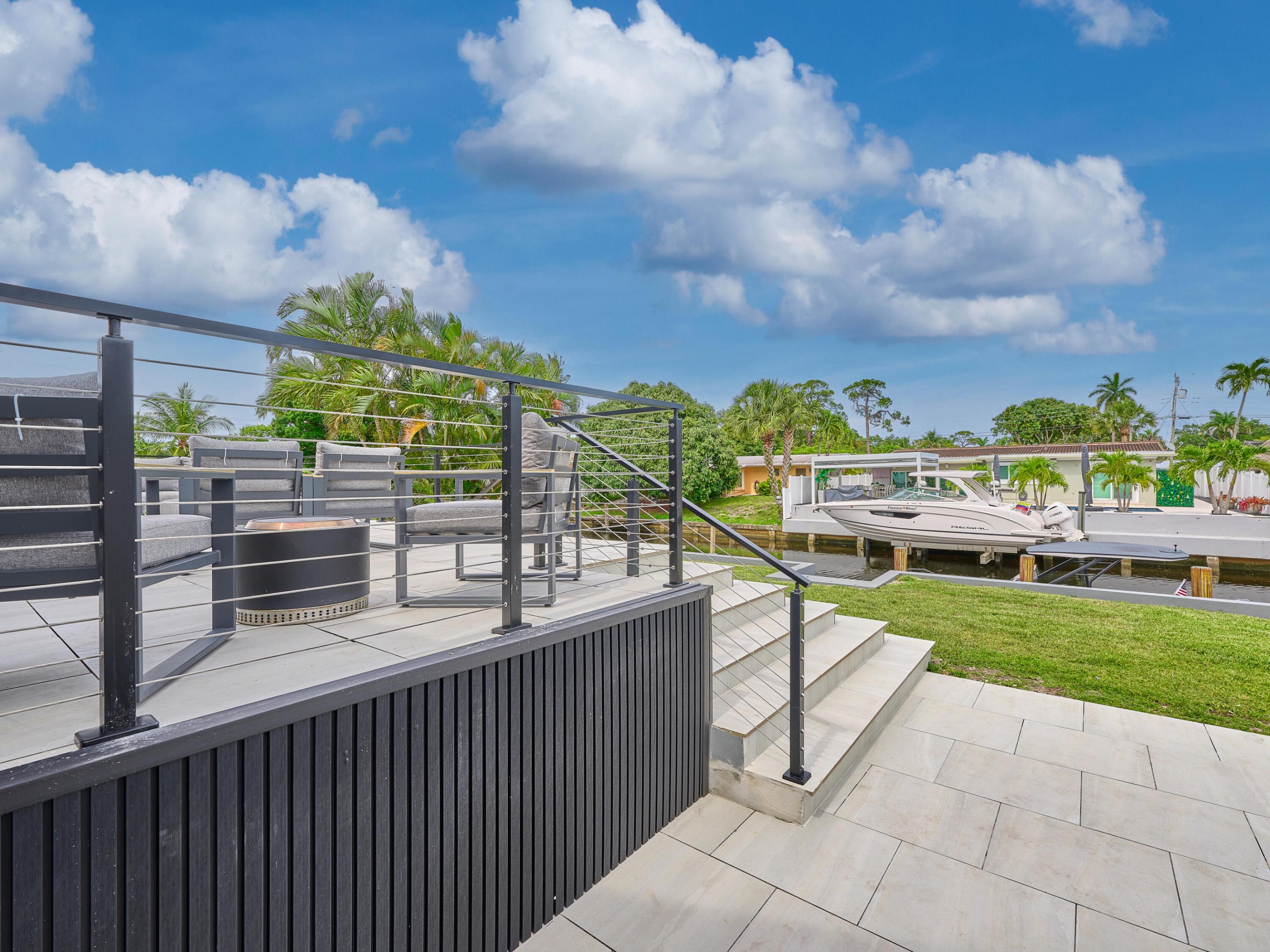 LAUDERDALE ISLES NO 2-BLK 6 - Residential