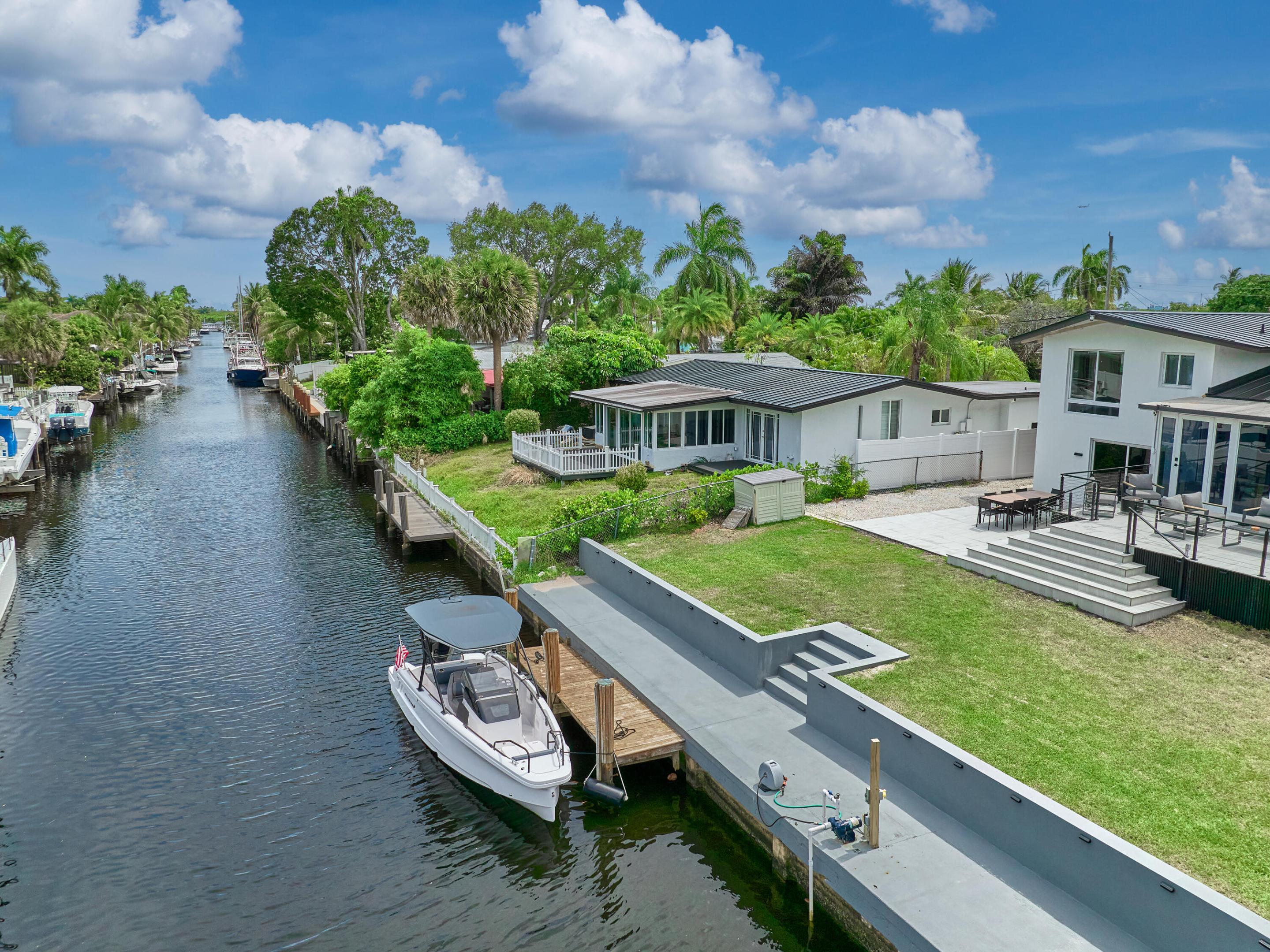 LAUDERDALE ISLES NO 2-BLK 6 - Residential