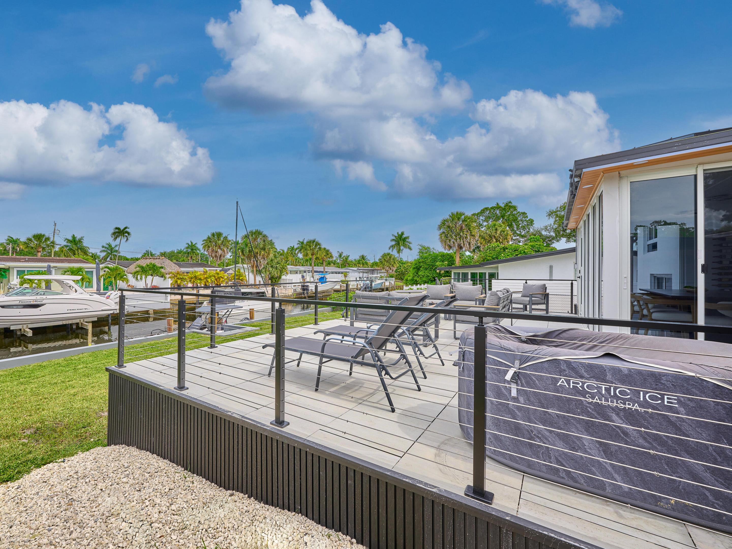 LAUDERDALE ISLES NO 2-BLK 6 - Residential