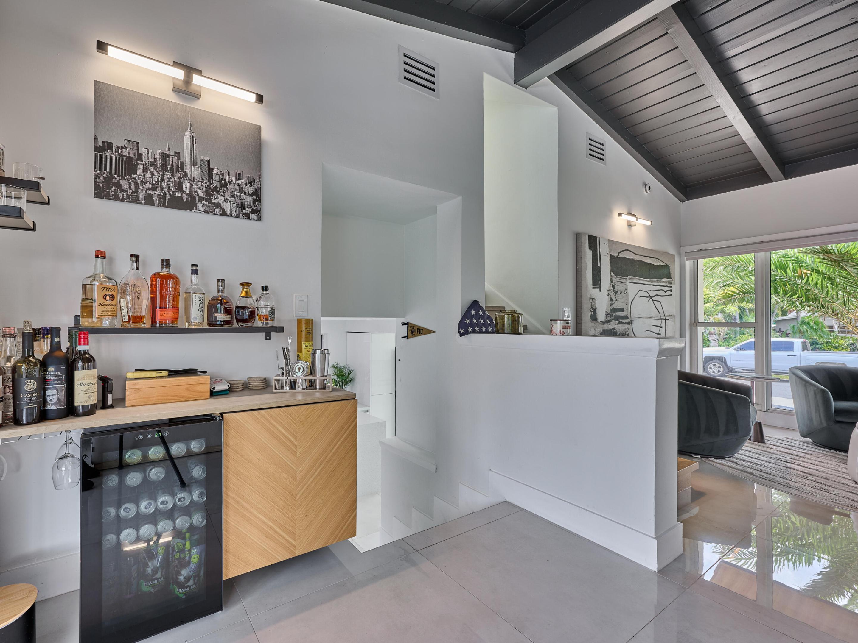 LAUDERDALE ISLES NO 2-BLK 6 - Residential