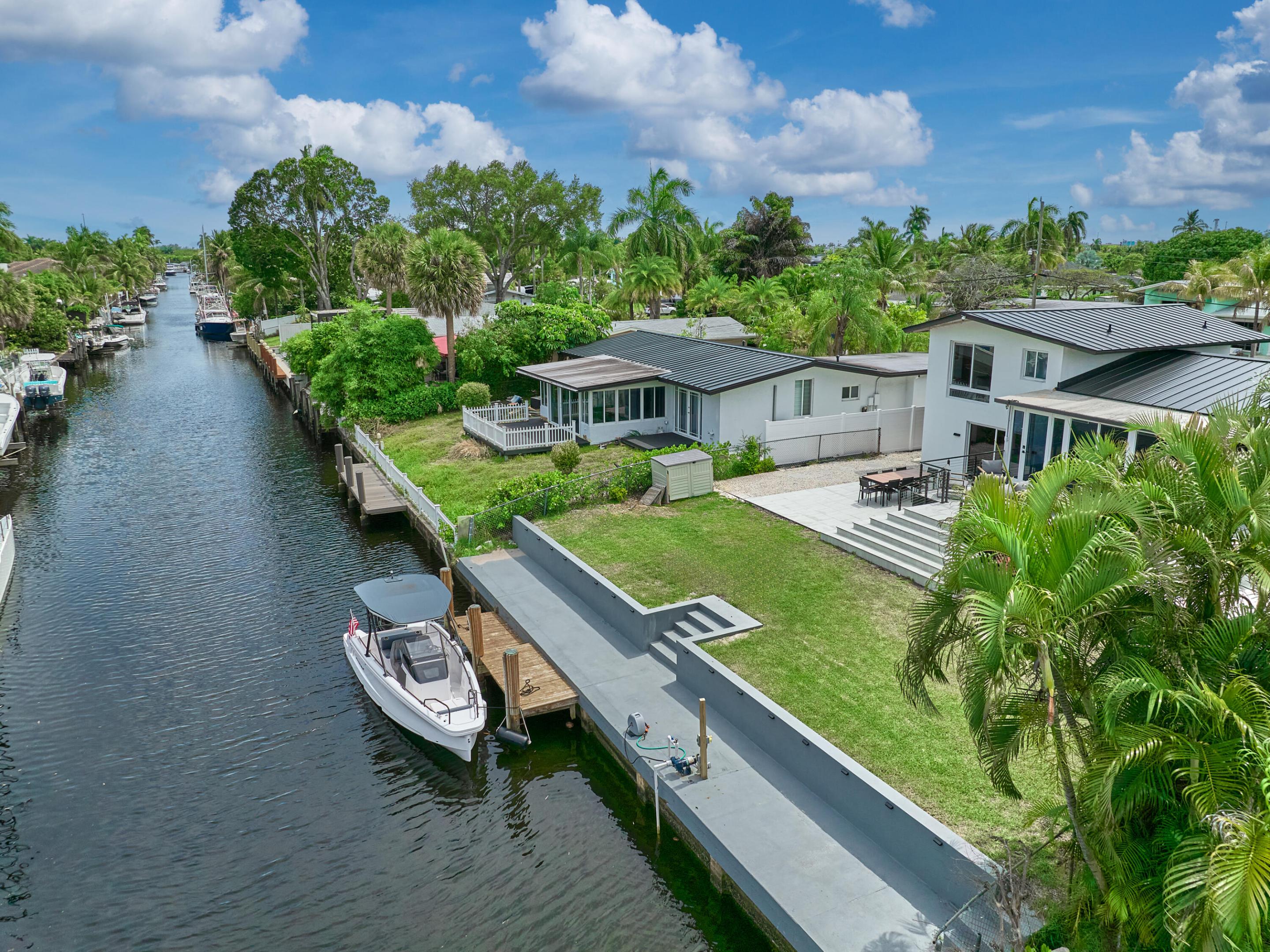LAUDERDALE ISLES NO 2-BLK 6 - Residential