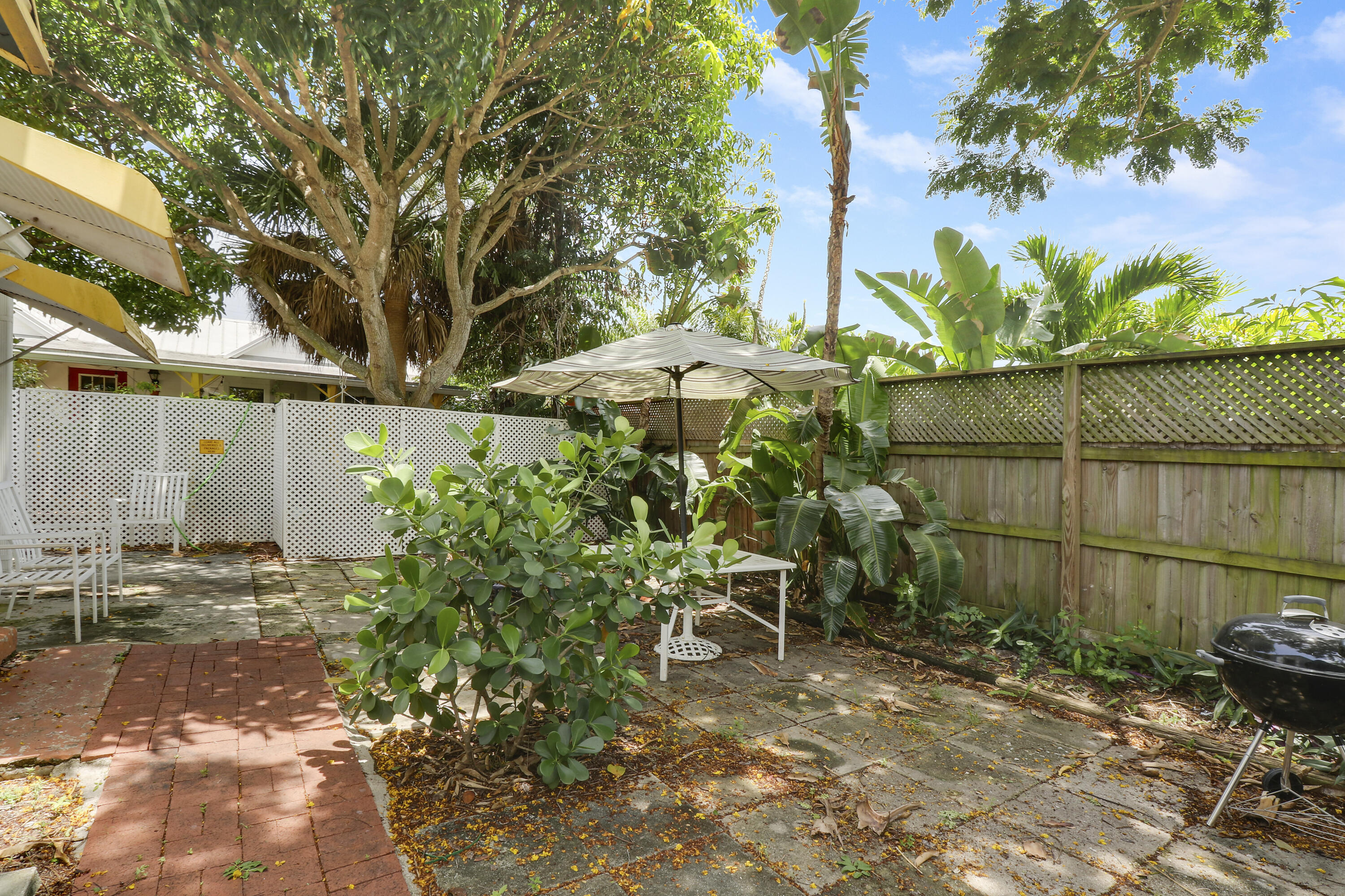 LAKE WORTH BEACH - Residential Lease
