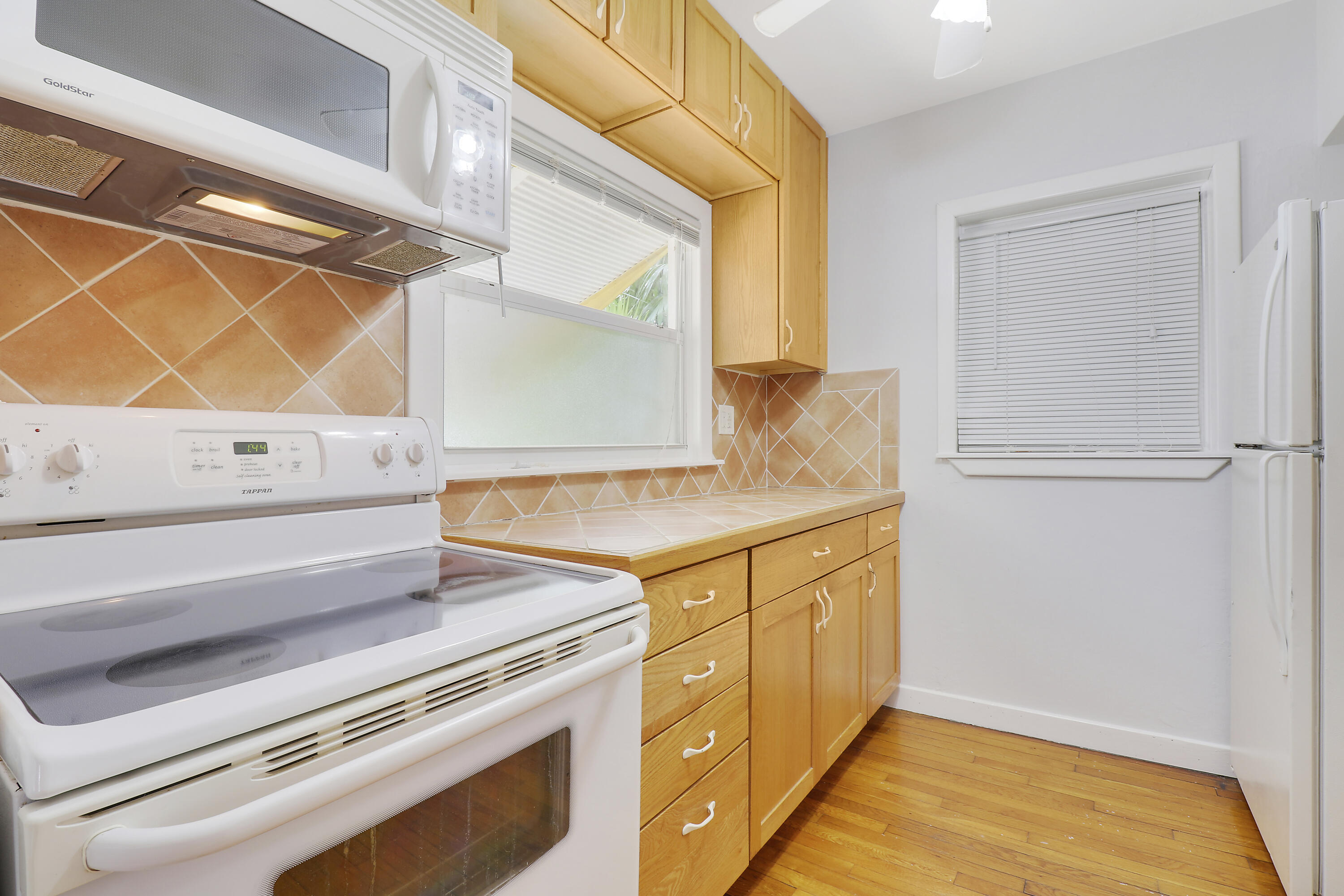 LAKE WORTH BEACH - Residential Lease