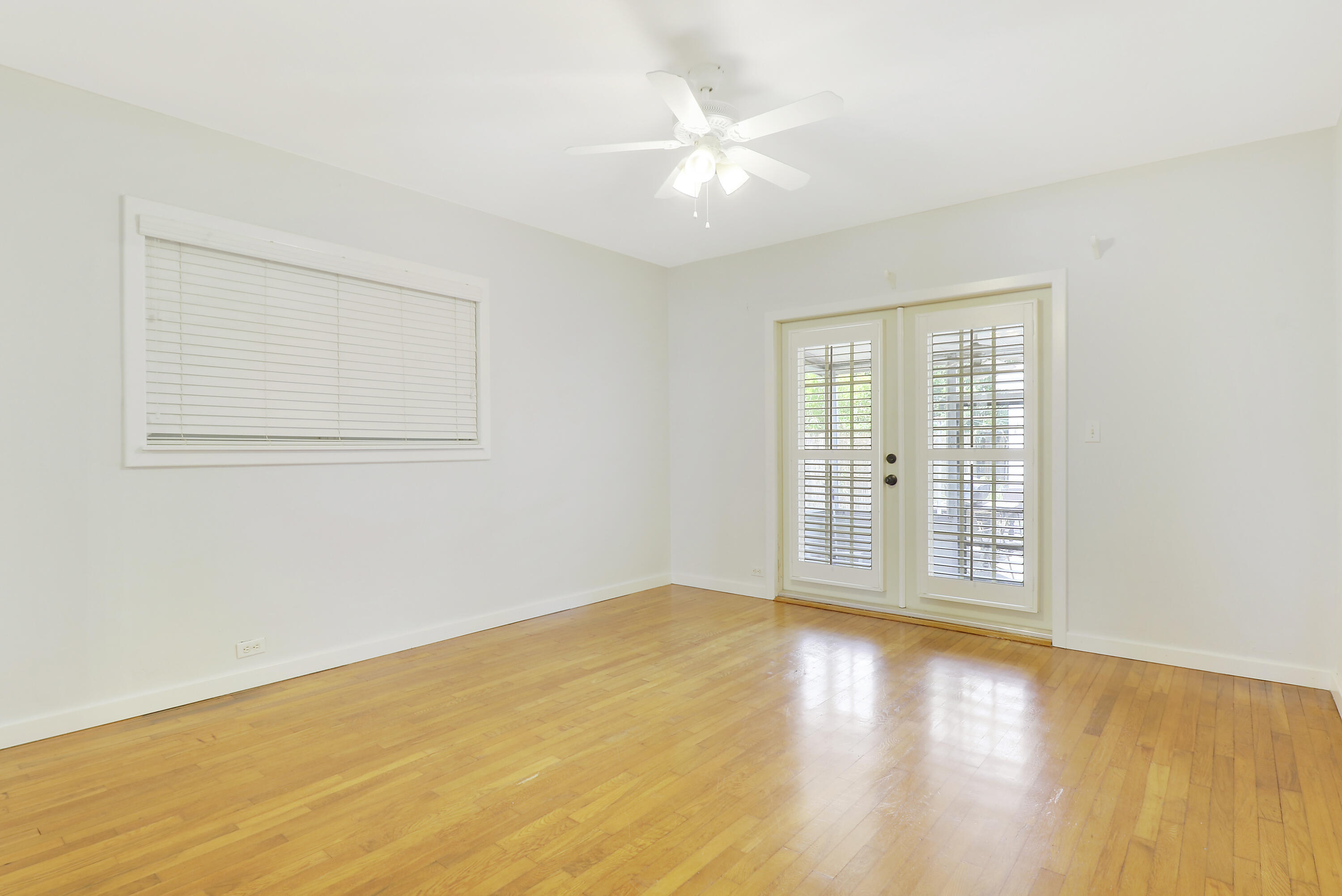 LAKE WORTH BEACH - Residential Lease