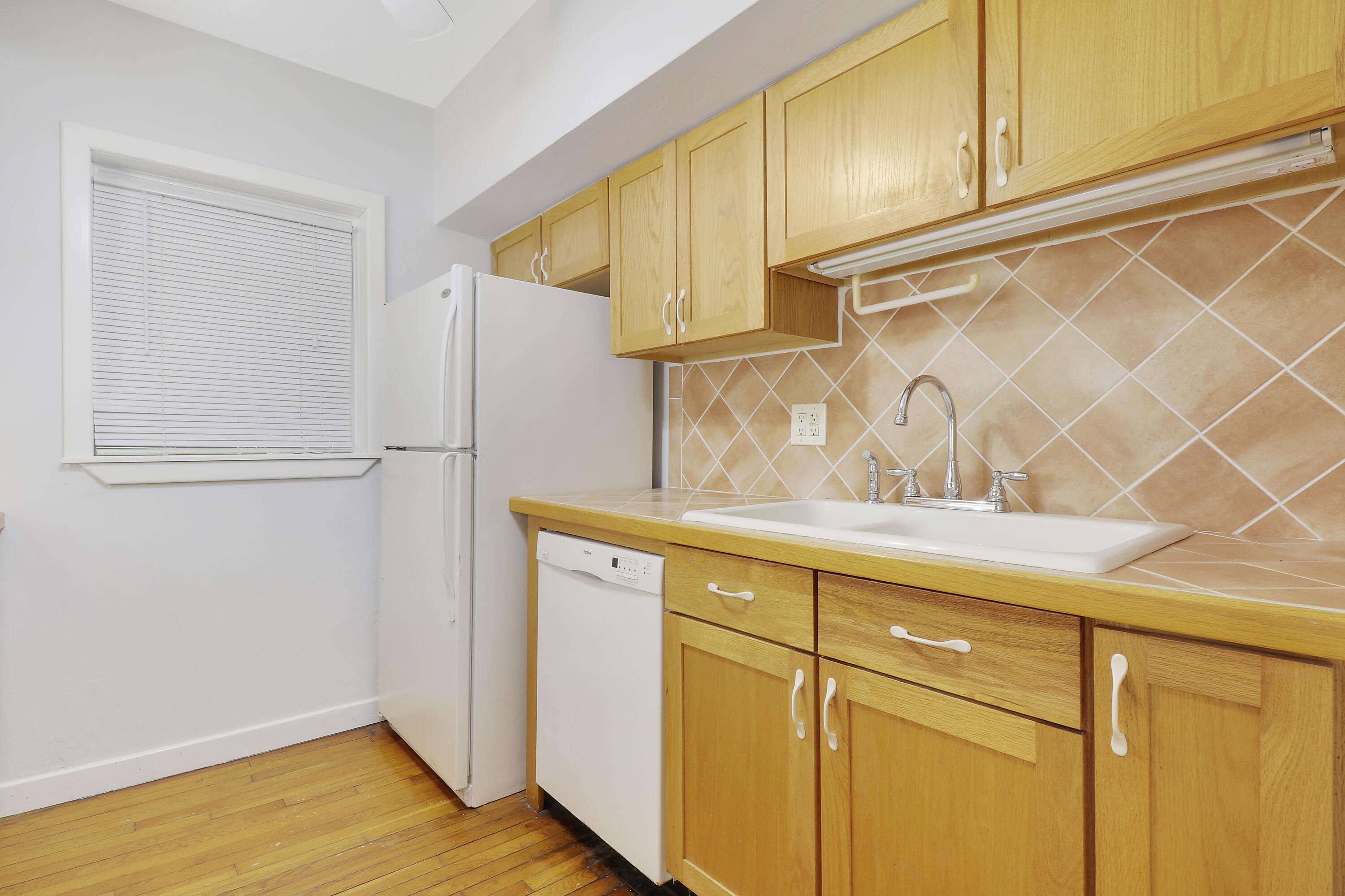 LAKE WORTH BEACH - Residential Lease