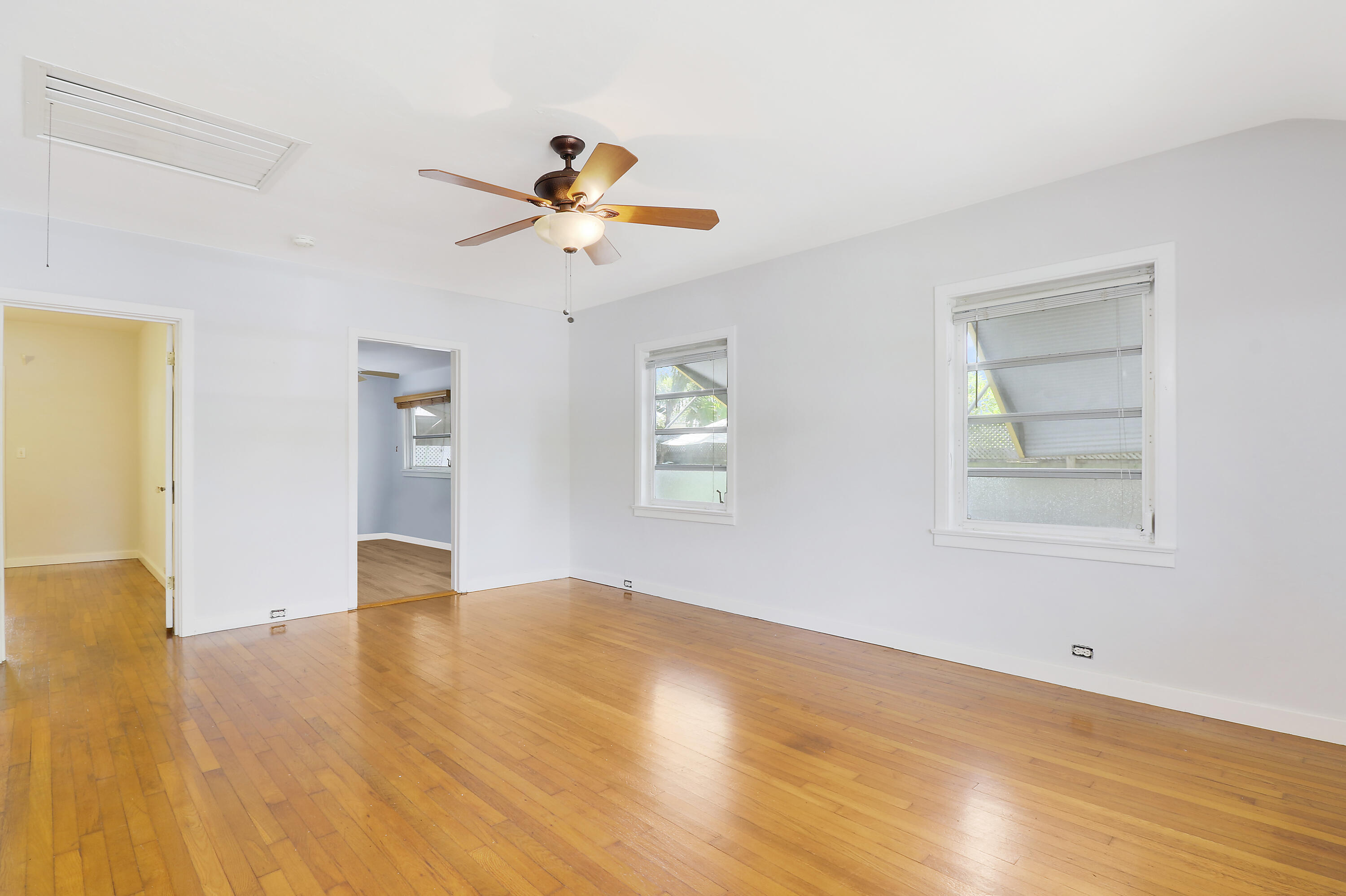 LAKE WORTH BEACH - Residential Lease