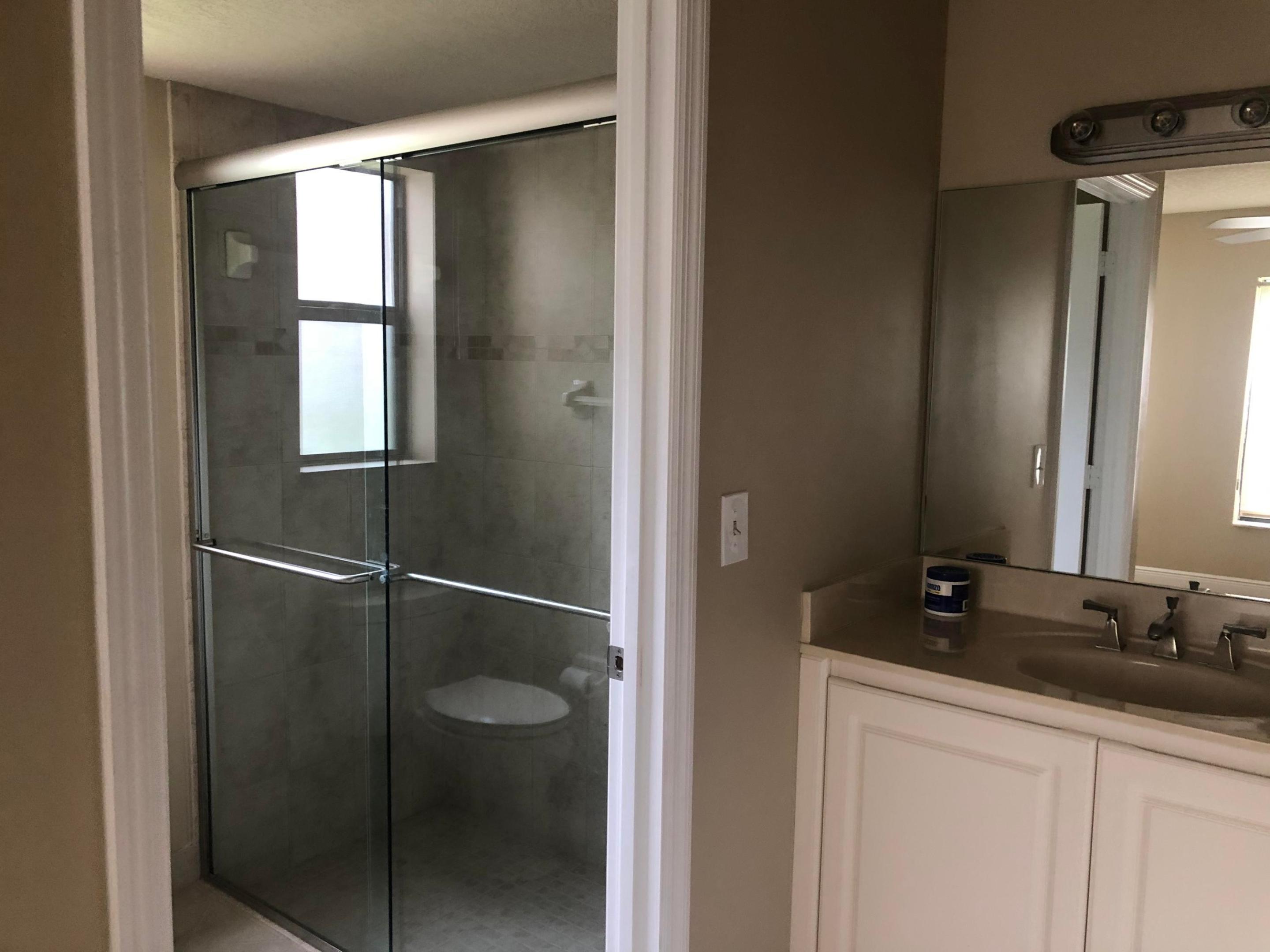 PARK AT WINDWOOD CONDO - JAYWOOD - Residential