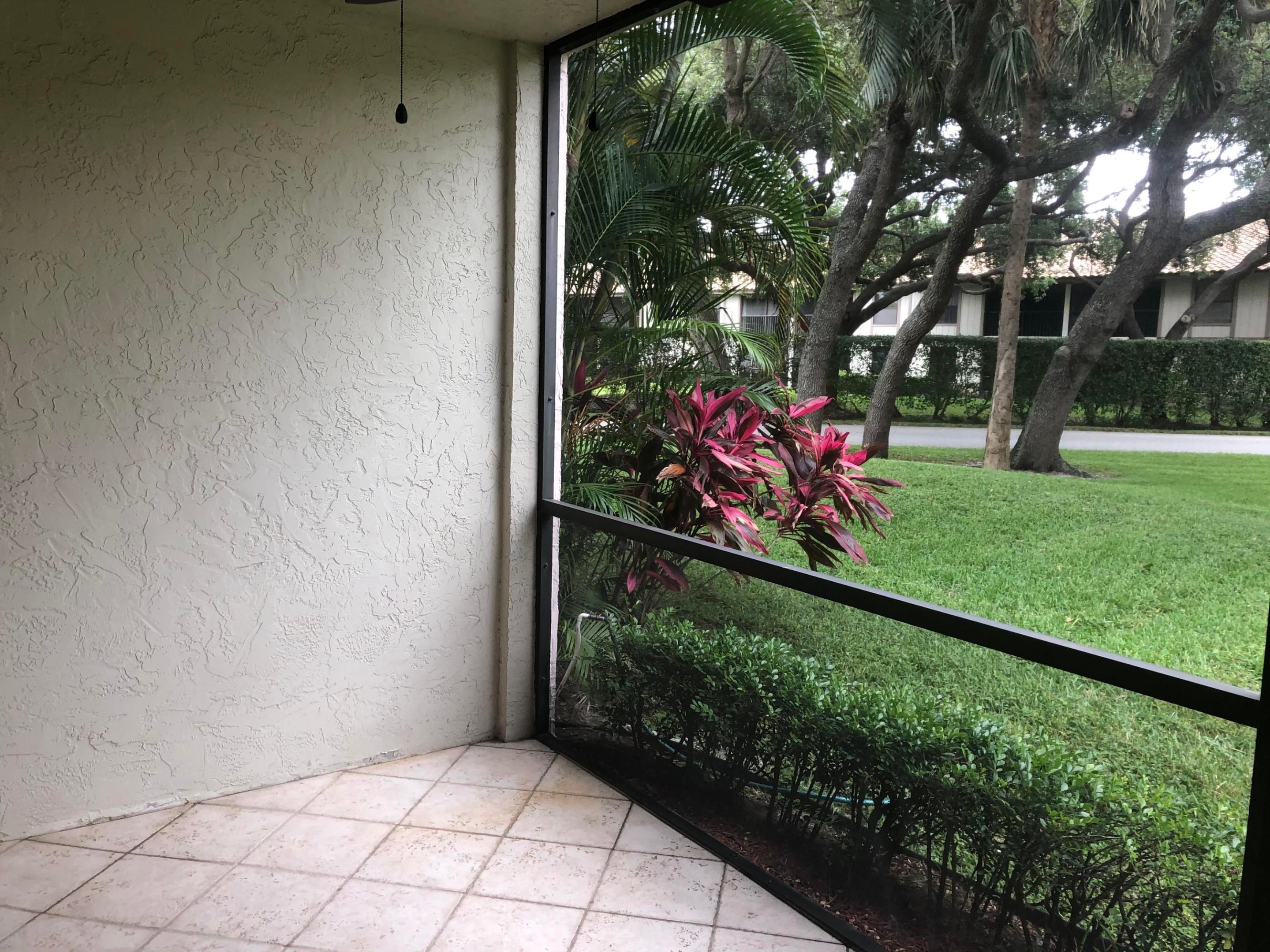 PARK AT WINDWOOD CONDO - JAYWOOD - Residential