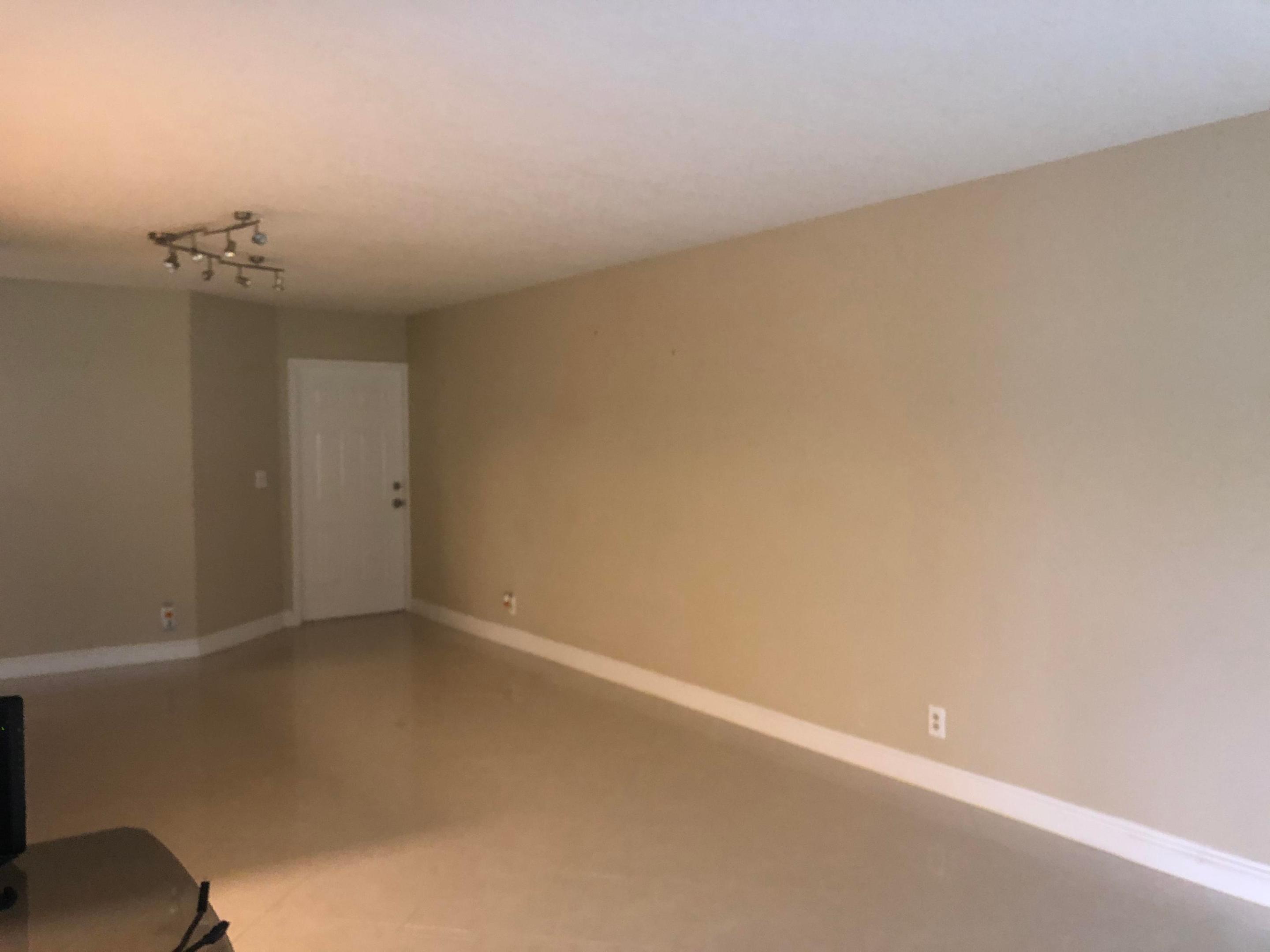 PARK AT WINDWOOD CONDO - JAYWOOD - Residential