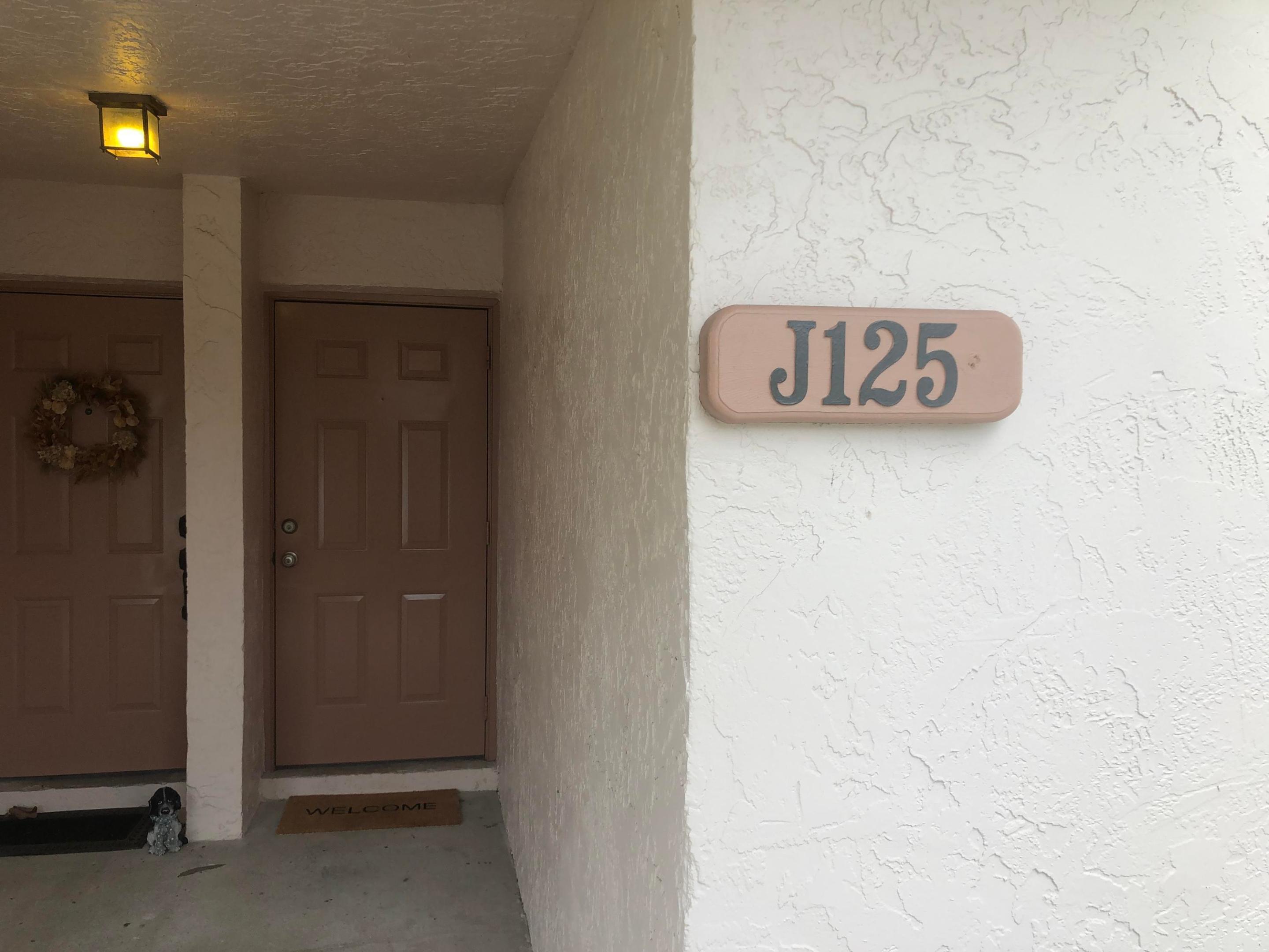 PARK AT WINDWOOD CONDO - JAYWOOD - Residential