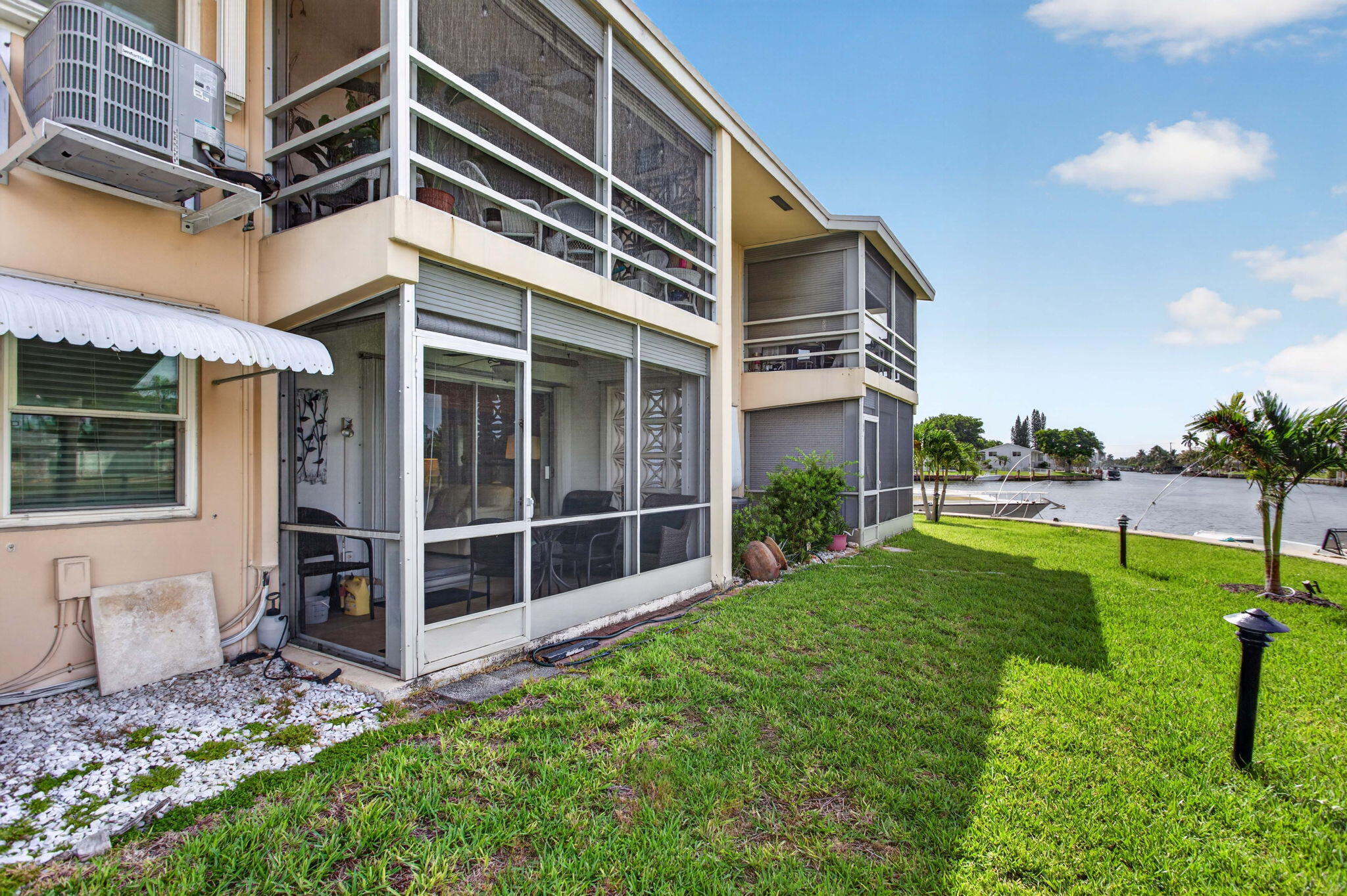 LAKESHORE LODGE CO-OP - Residential