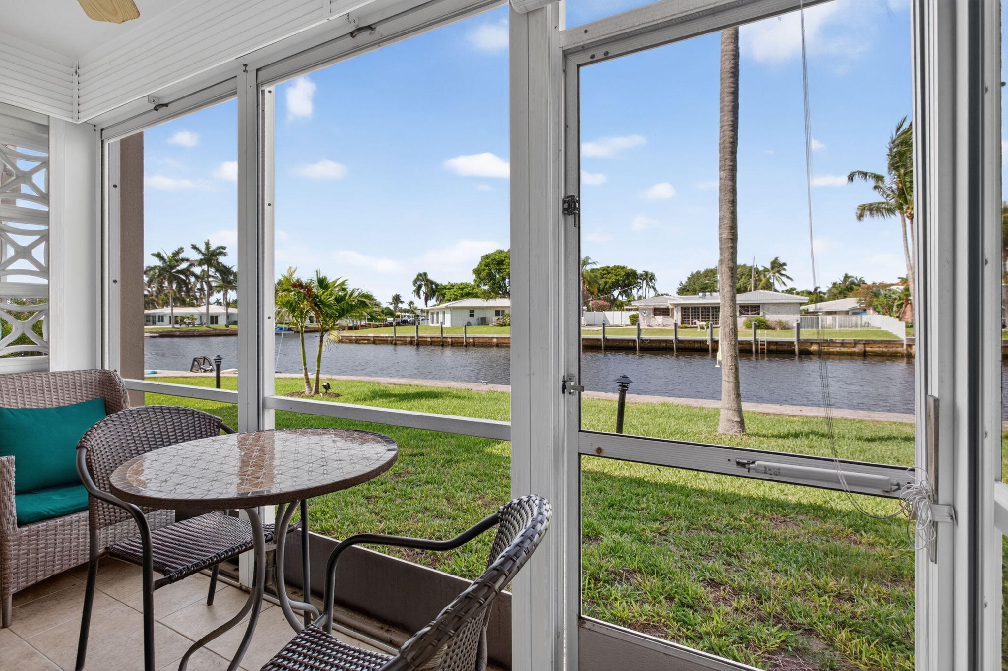 LAKESHORE LODGE CO-OP - Residential