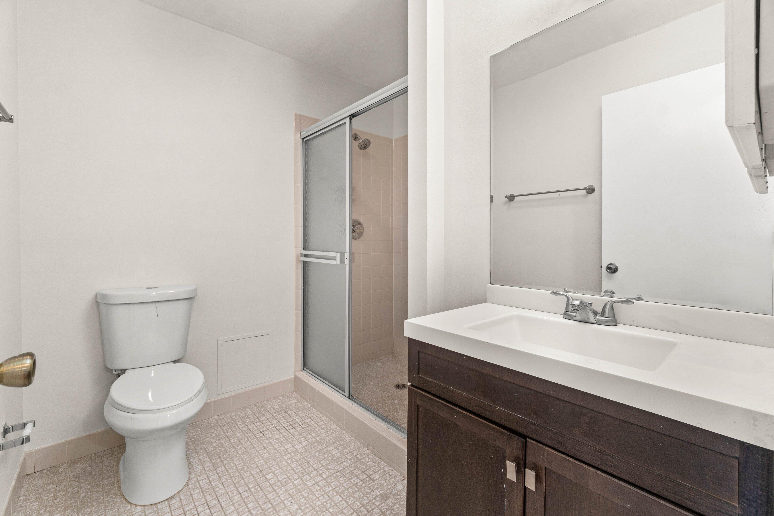 DELRAY OAKS CONDO - Residential Lease