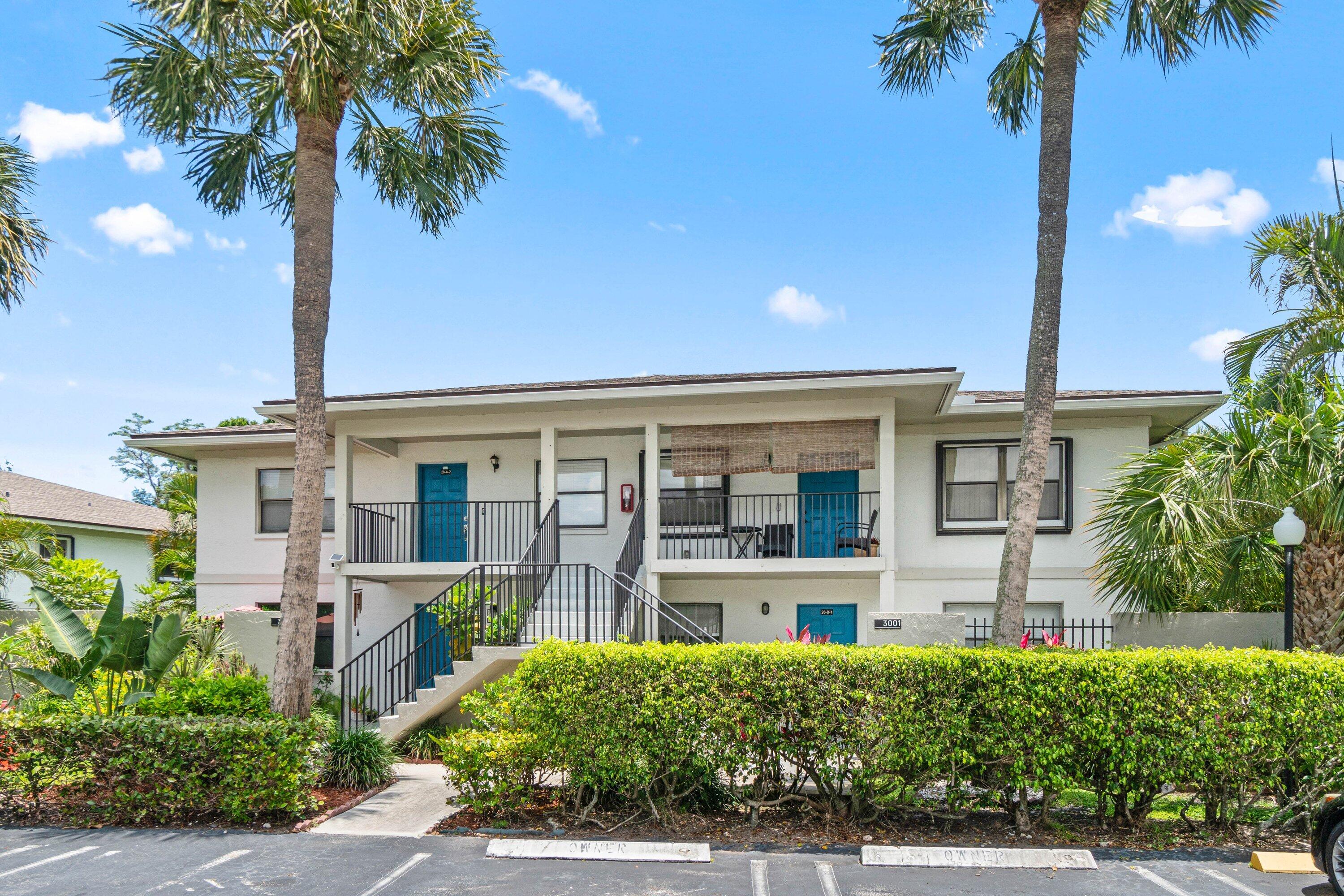 DELRAY OAKS CONDO - Residential Lease
