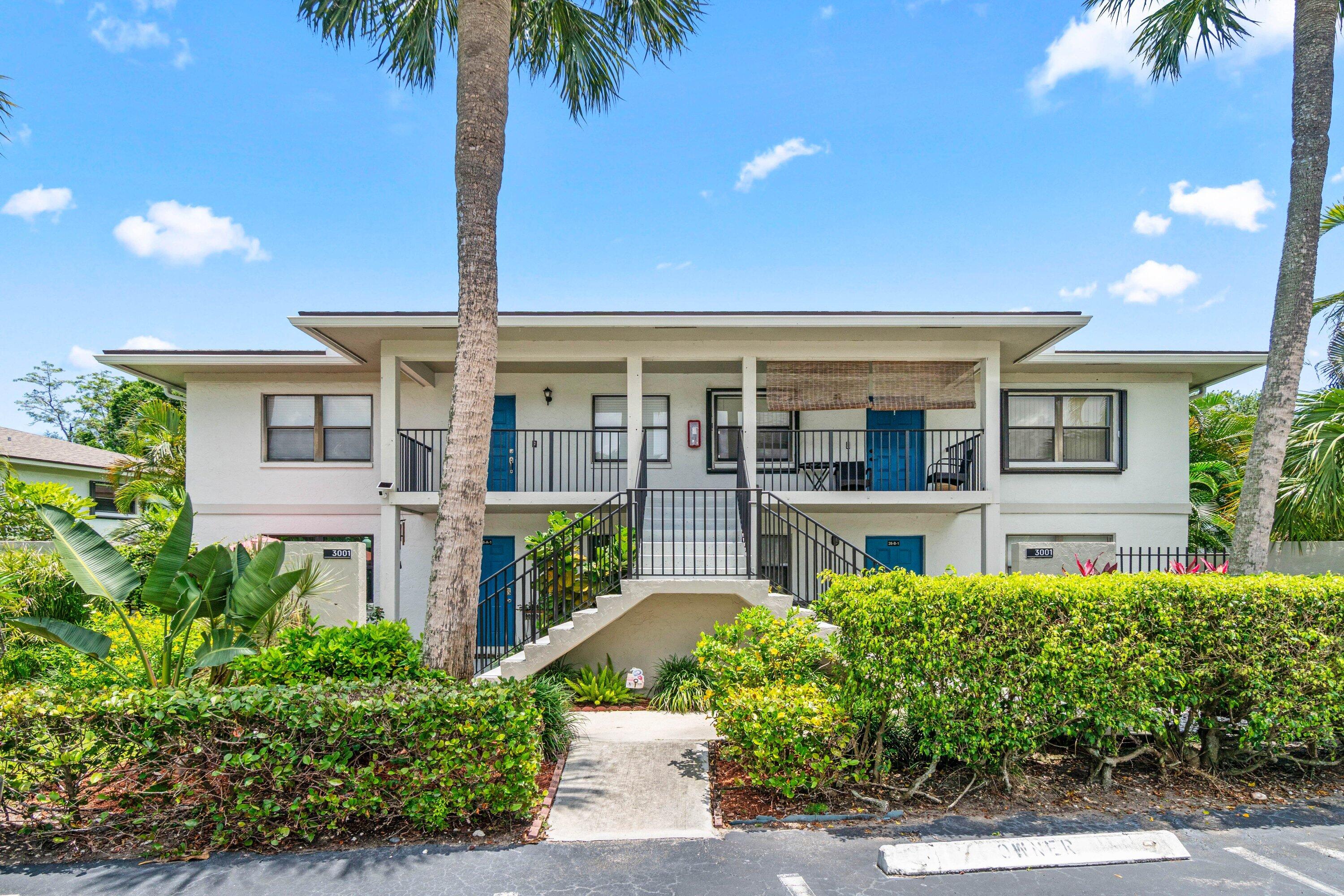 DELRAY OAKS CONDO - Residential Lease