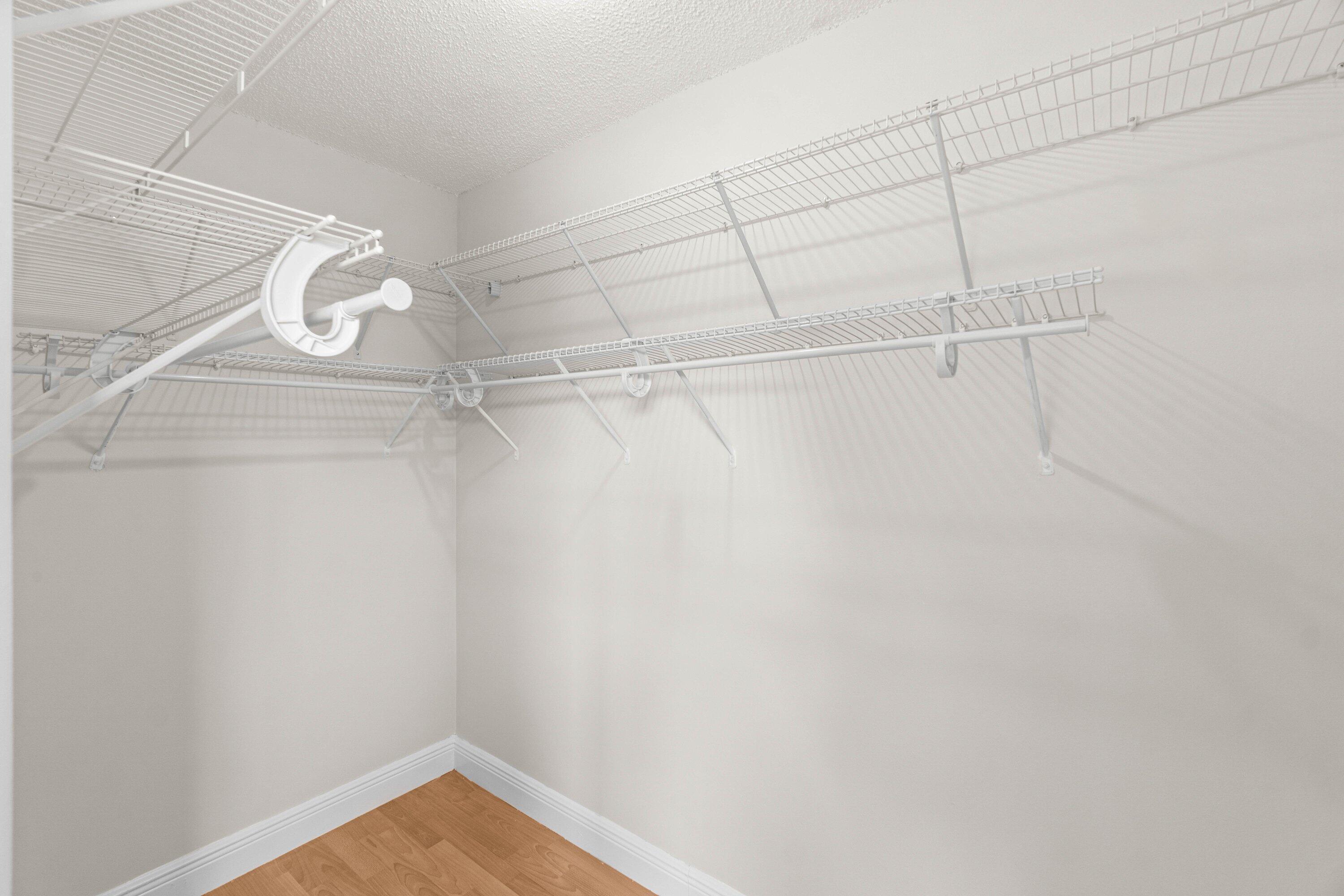 DELRAY OAKS CONDO - Residential Lease