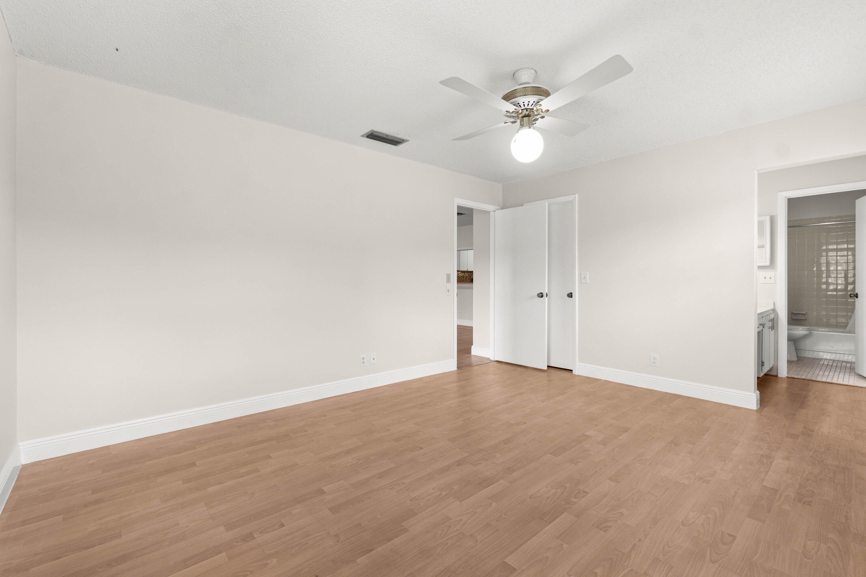 DELRAY OAKS CONDO - Residential Lease