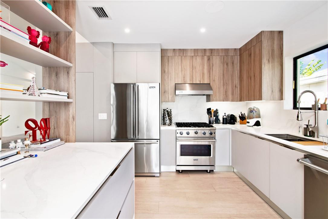 BISCAYNE POINT - Residential