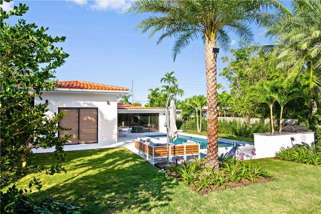 BISCAYNE POINT - Residential