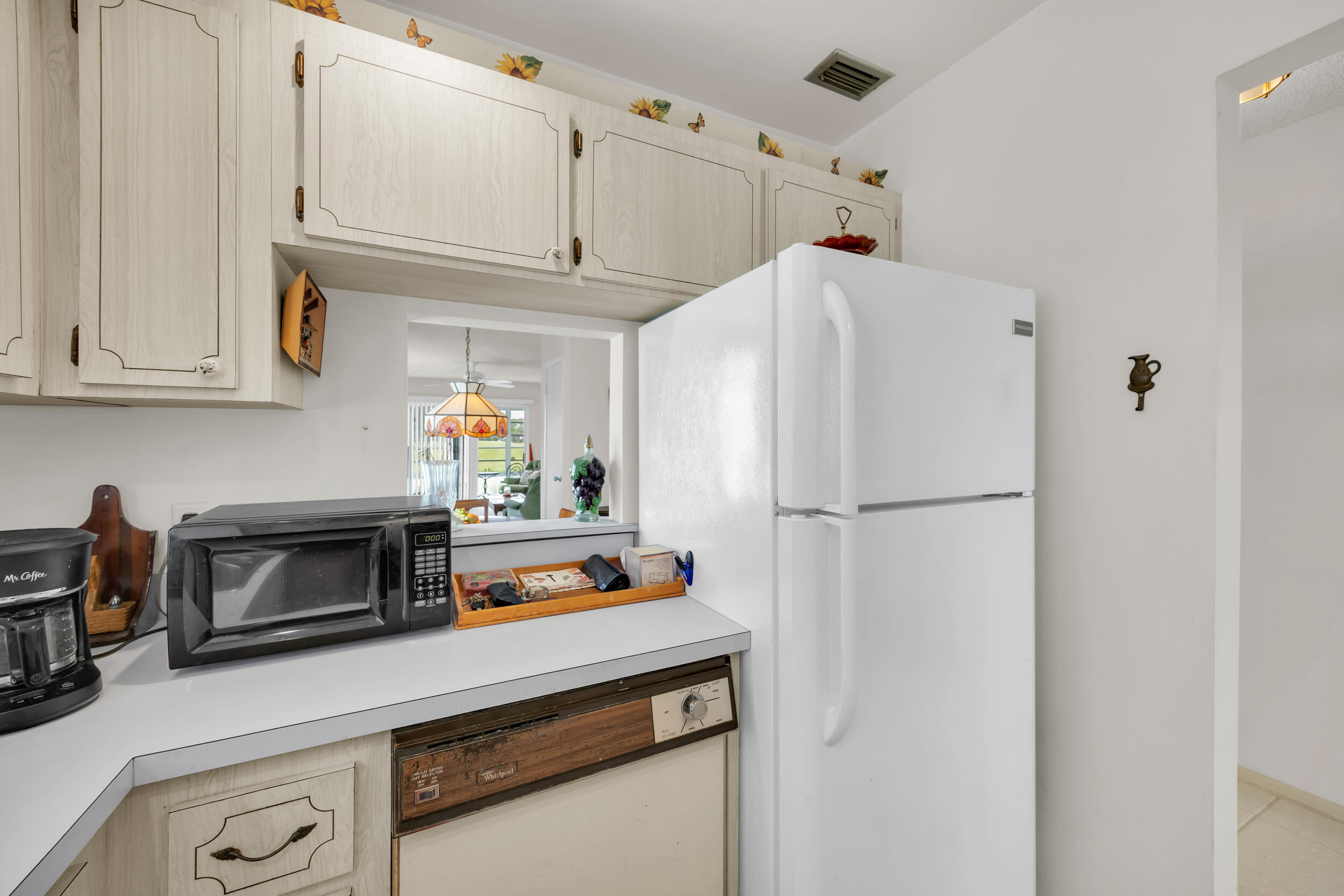 VISTA DEL LAGO CONDO - Residential