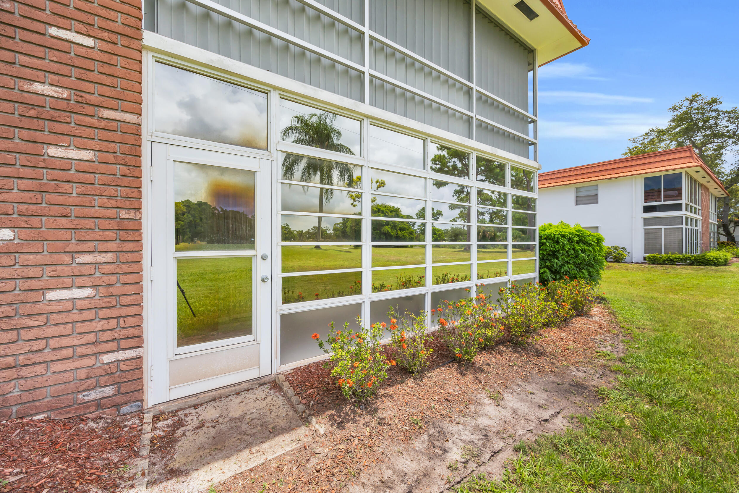 VISTA DEL LAGO CONDO - Residential