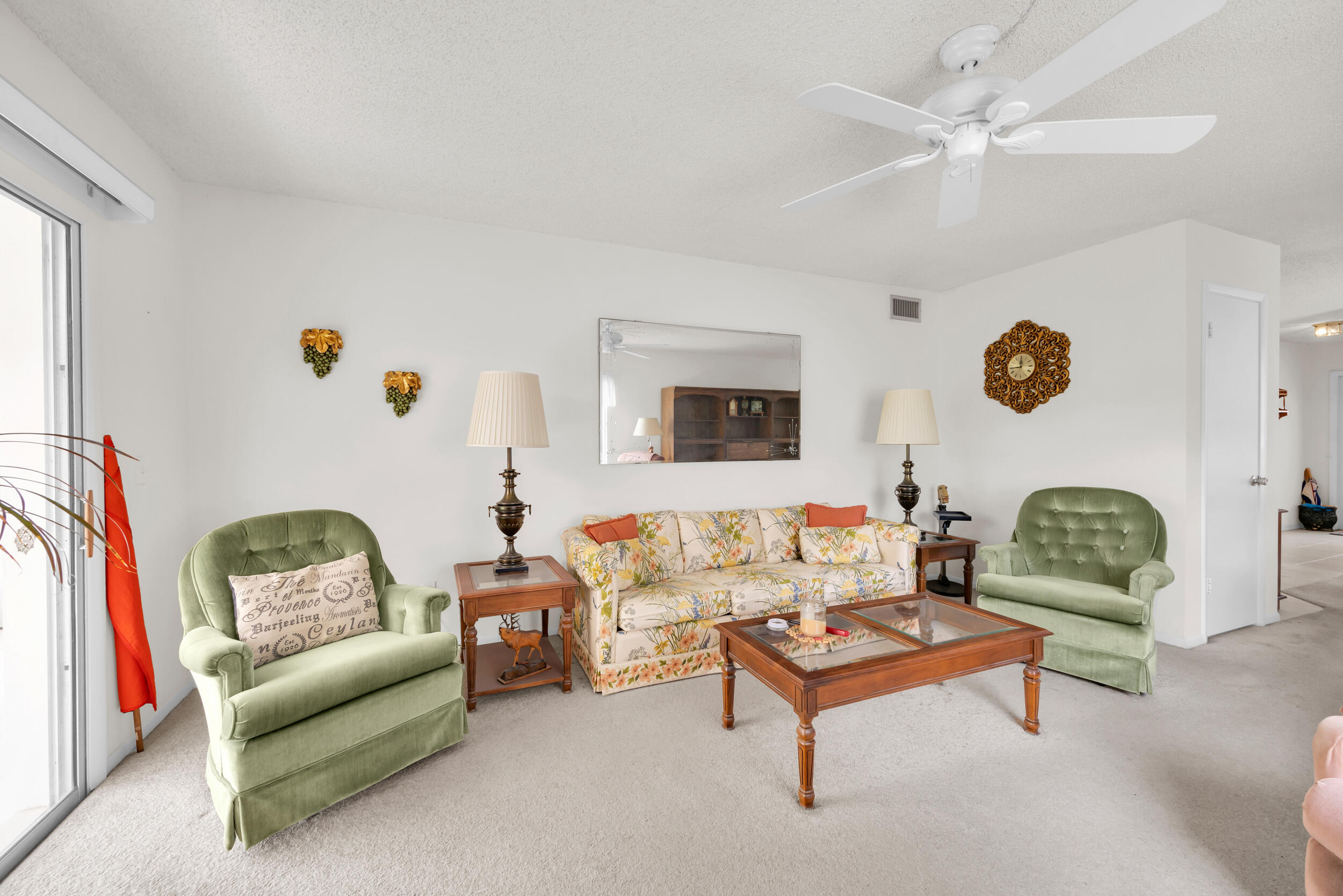 VISTA DEL LAGO CONDO - Residential