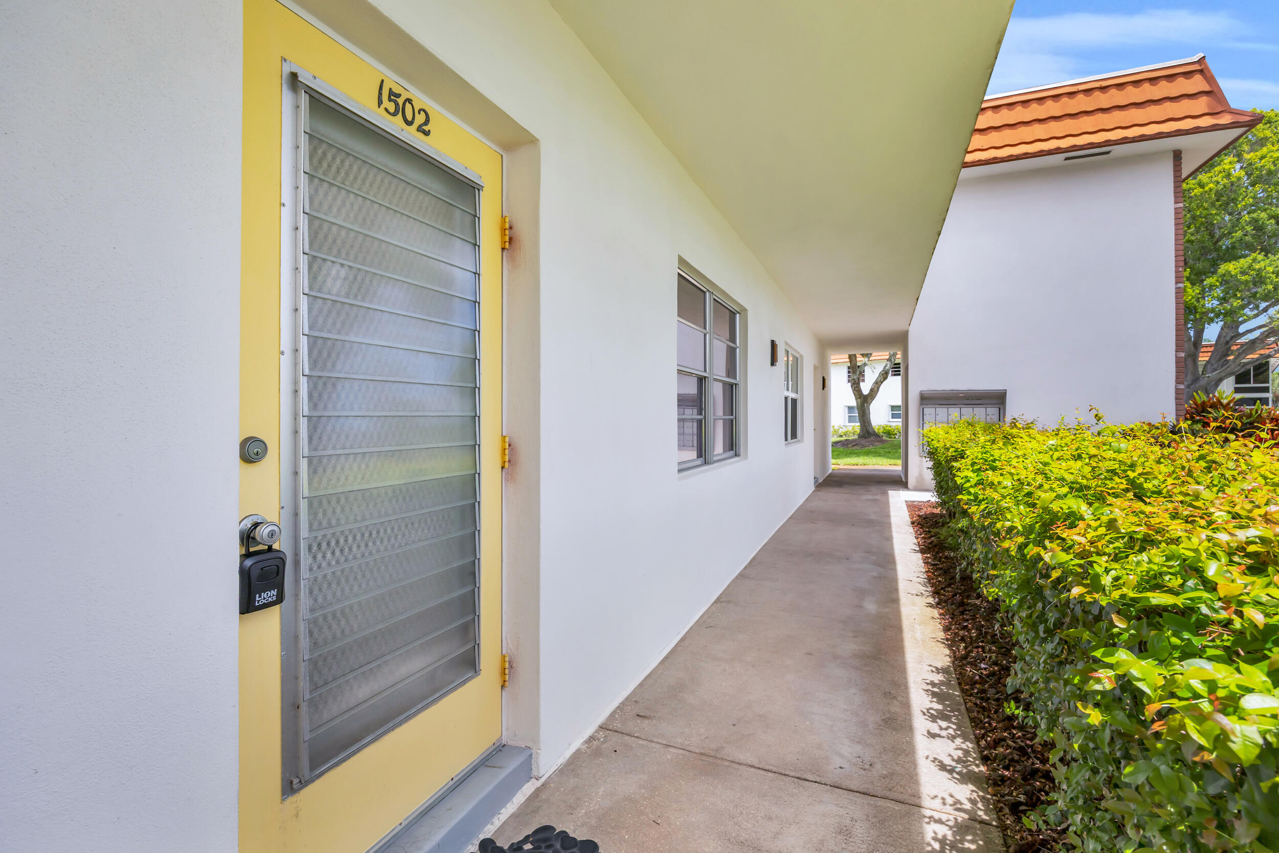 VISTA DEL LAGO CONDO - Residential