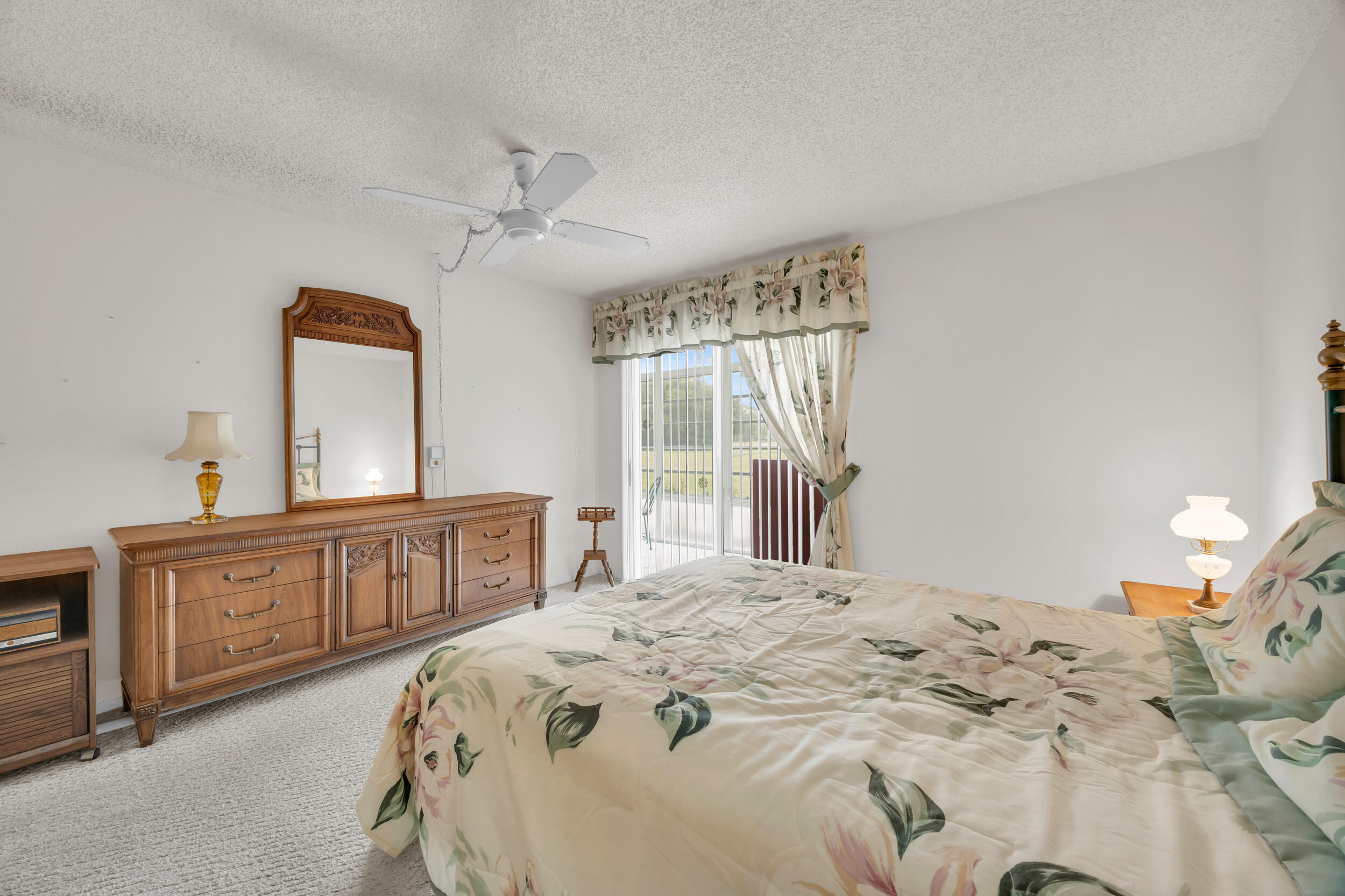 VISTA DEL LAGO CONDO - Residential