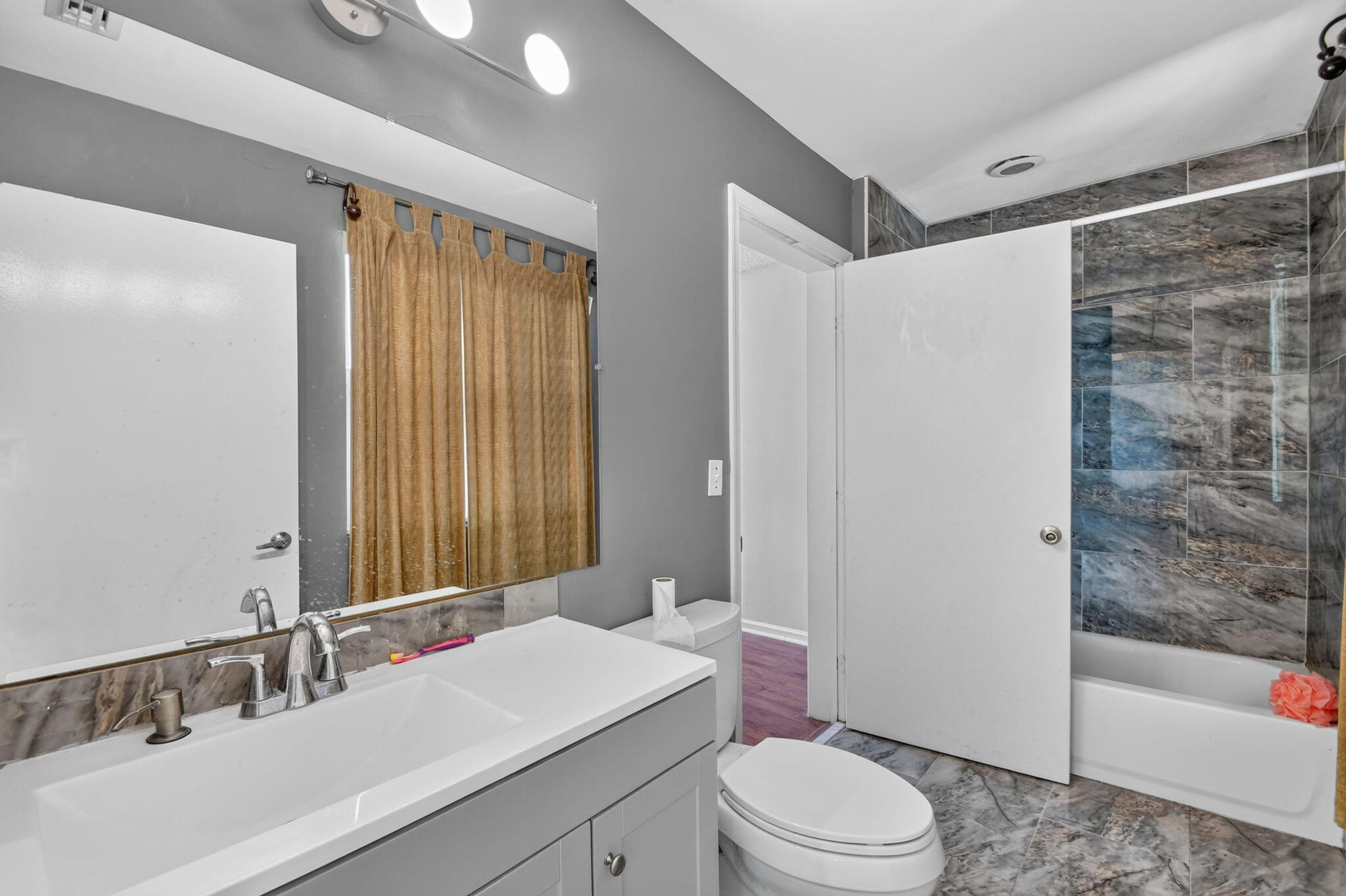 NAUTICA 2 - Residential