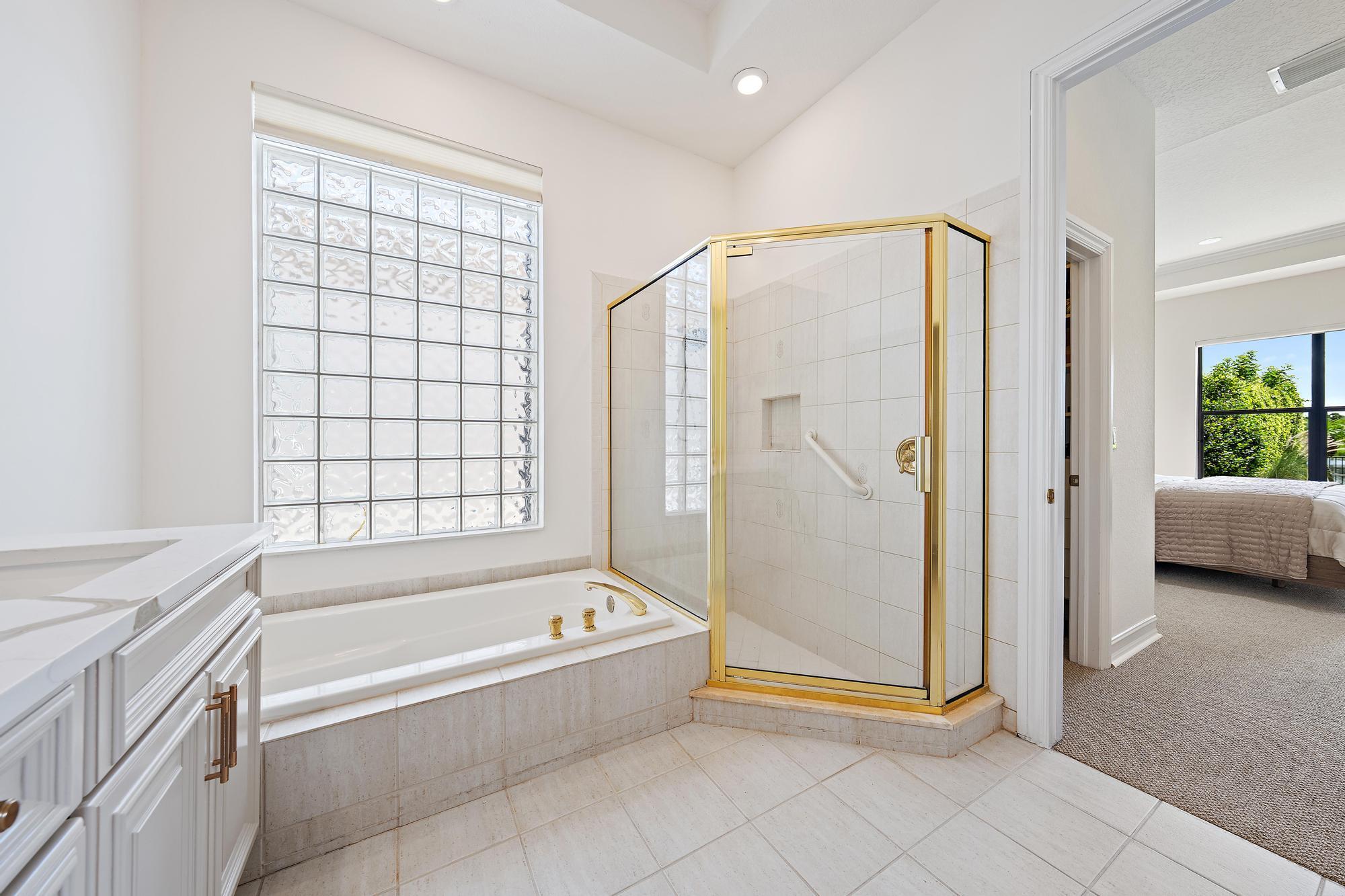IBIS GOLF AND COUNTRY CLUB 21 - Residential