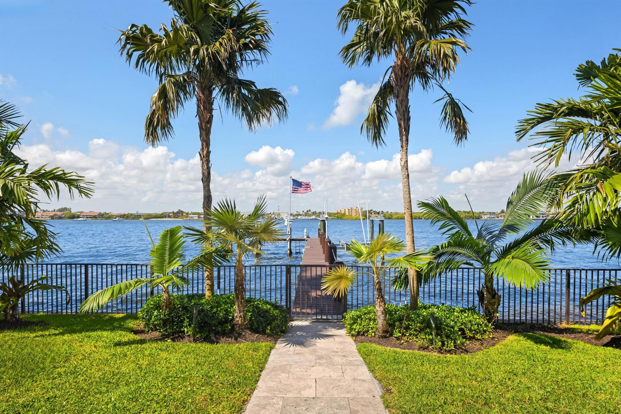POINT MANALAPAN 9 - Residential