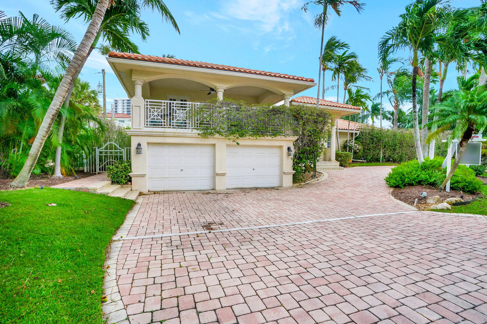BOCA RATON POR LA MAR - Residential Lease
