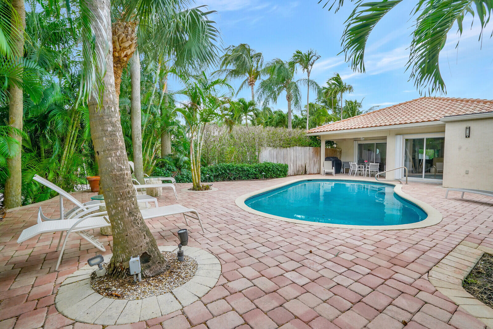 BOCA RATON POR LA MAR - Residential Lease