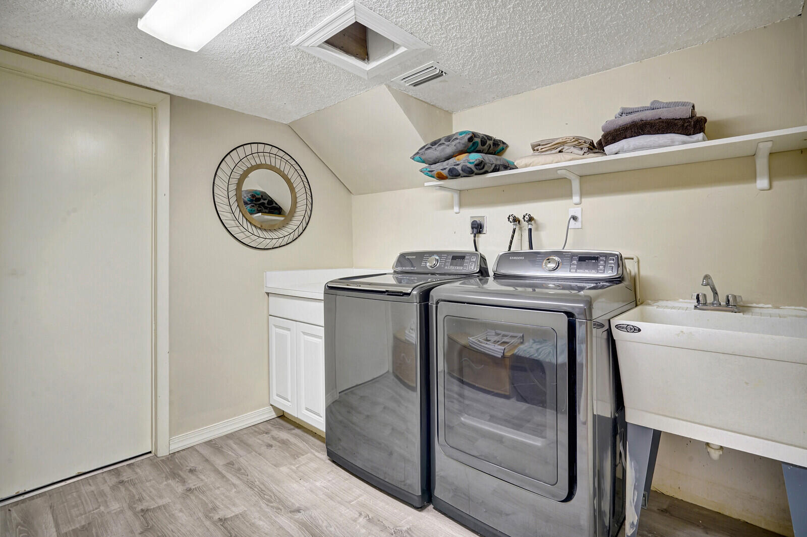 BOCA RATON POR LA MAR - Residential Lease