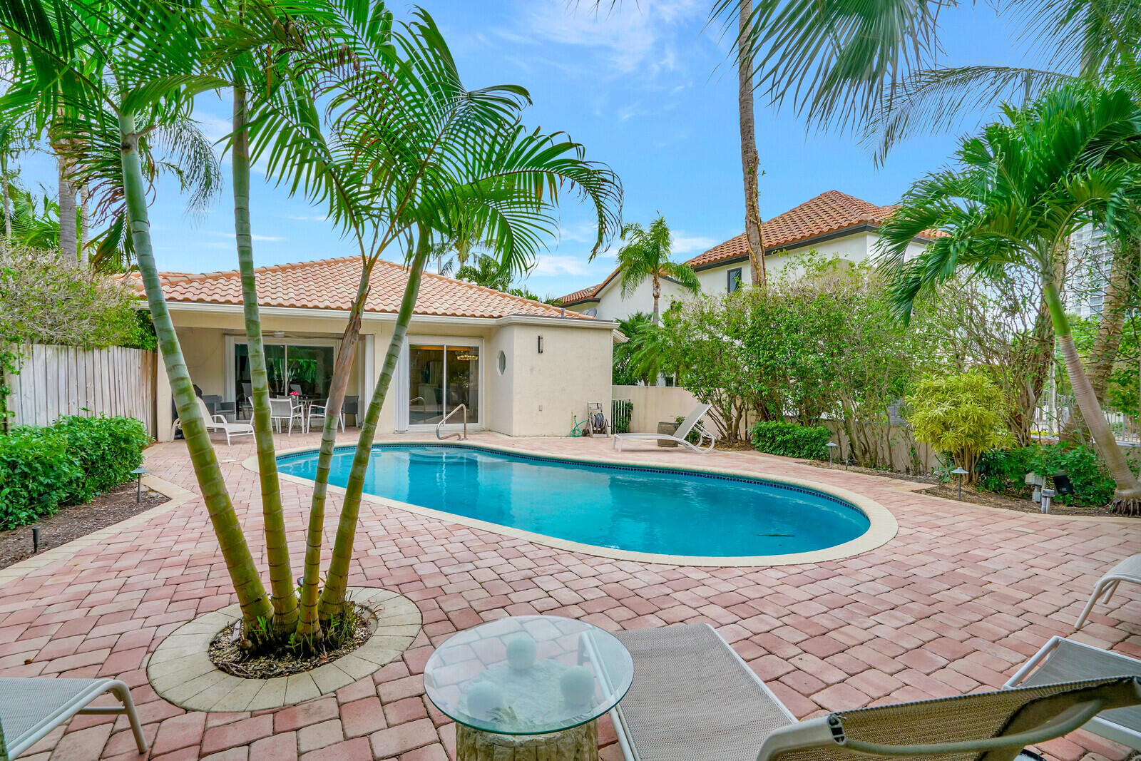 BOCA RATON POR LA MAR - Residential Lease