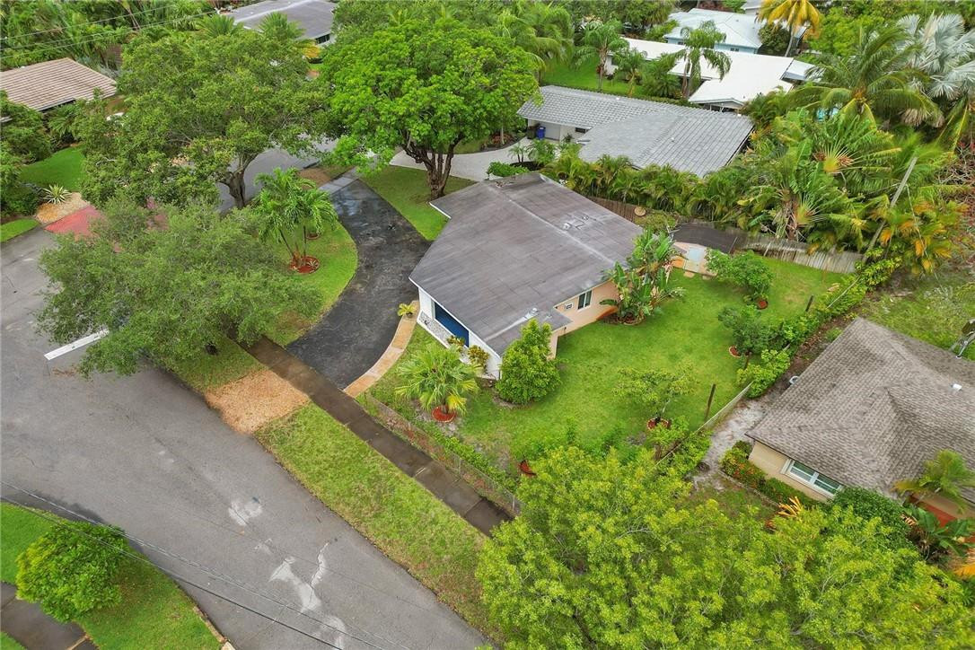 Poinsettia Heights - Residential